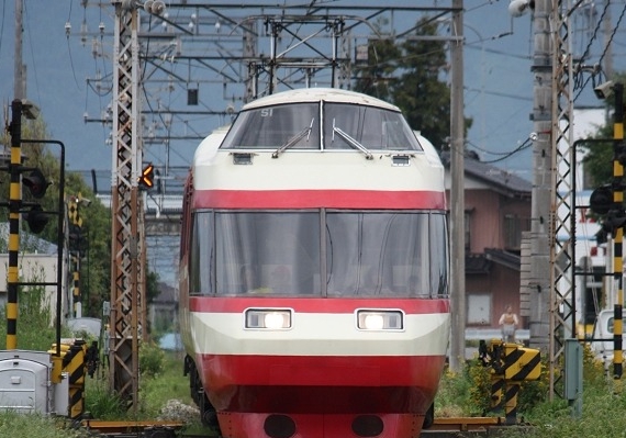 長野電鉄 1000系"雪霧" ゆけむりセット Tomix 98599 N-scale