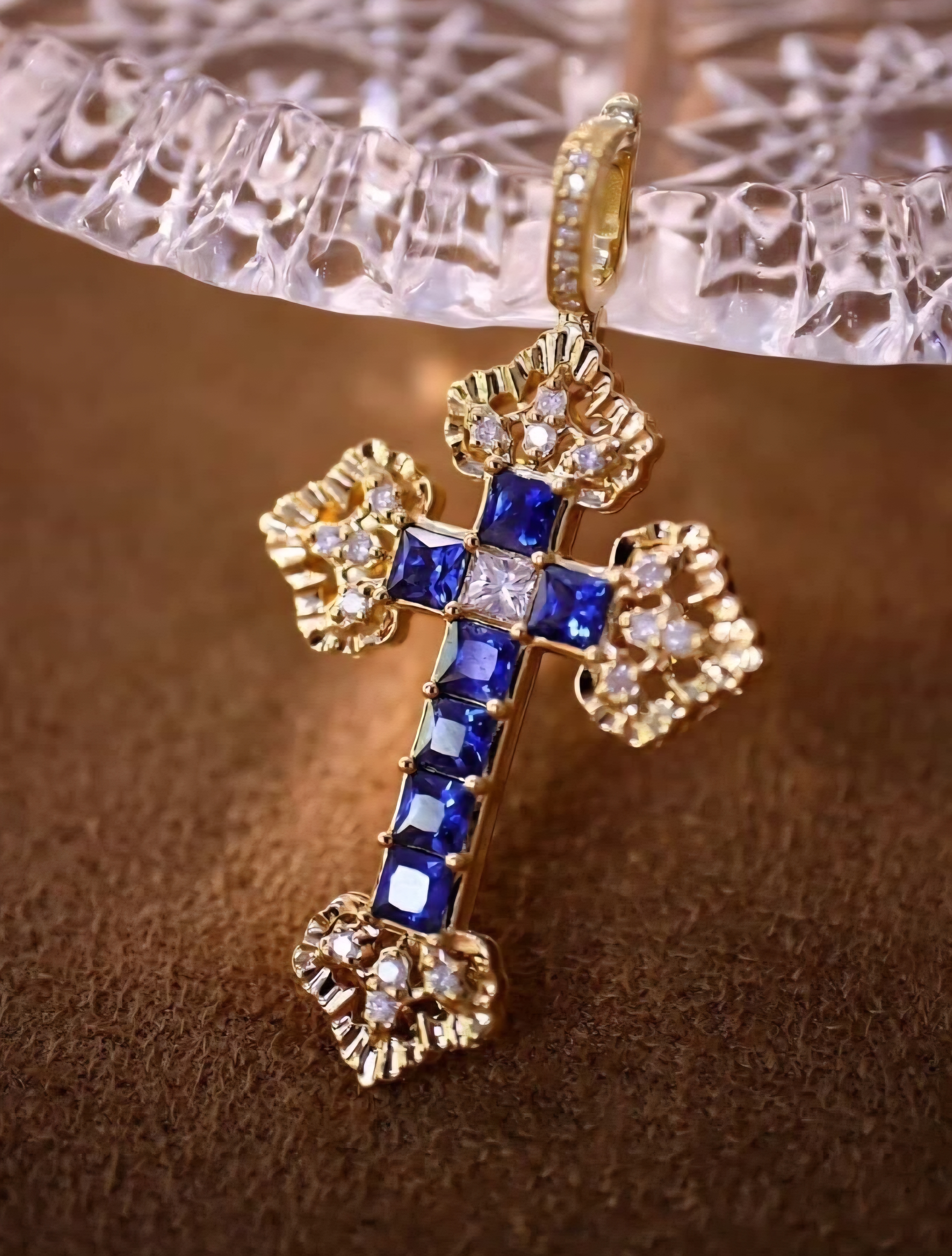 18K Blue Sapphire Diamond Pendant 