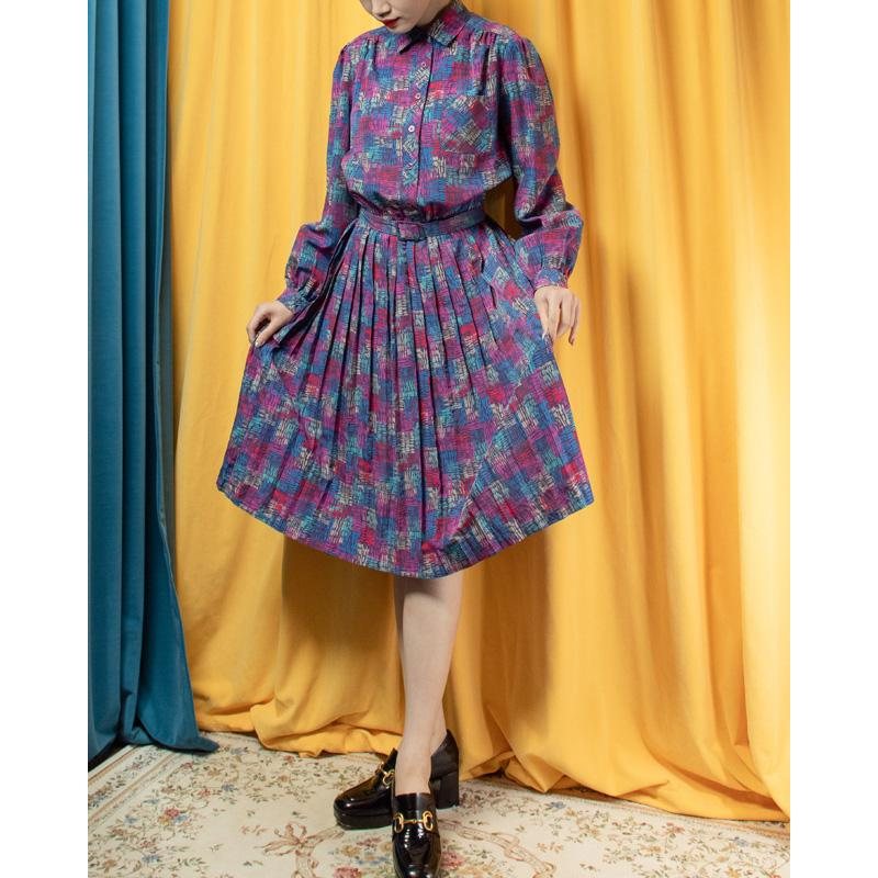 C.a. 1980s Schrader Sport Petites Made in Hong Kong Pleated ShirtDress (Mu101-18)