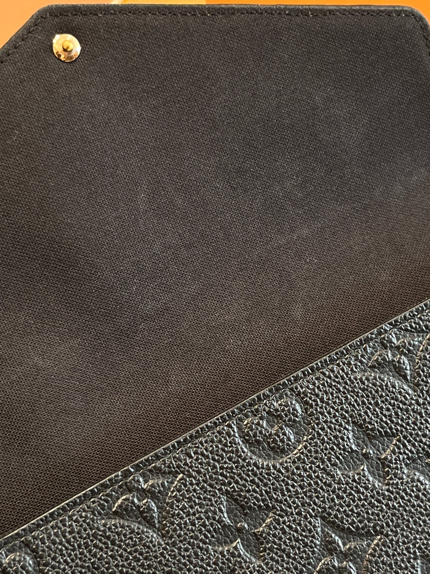 【預訂貨品】LV黑色全皮印花三合一 