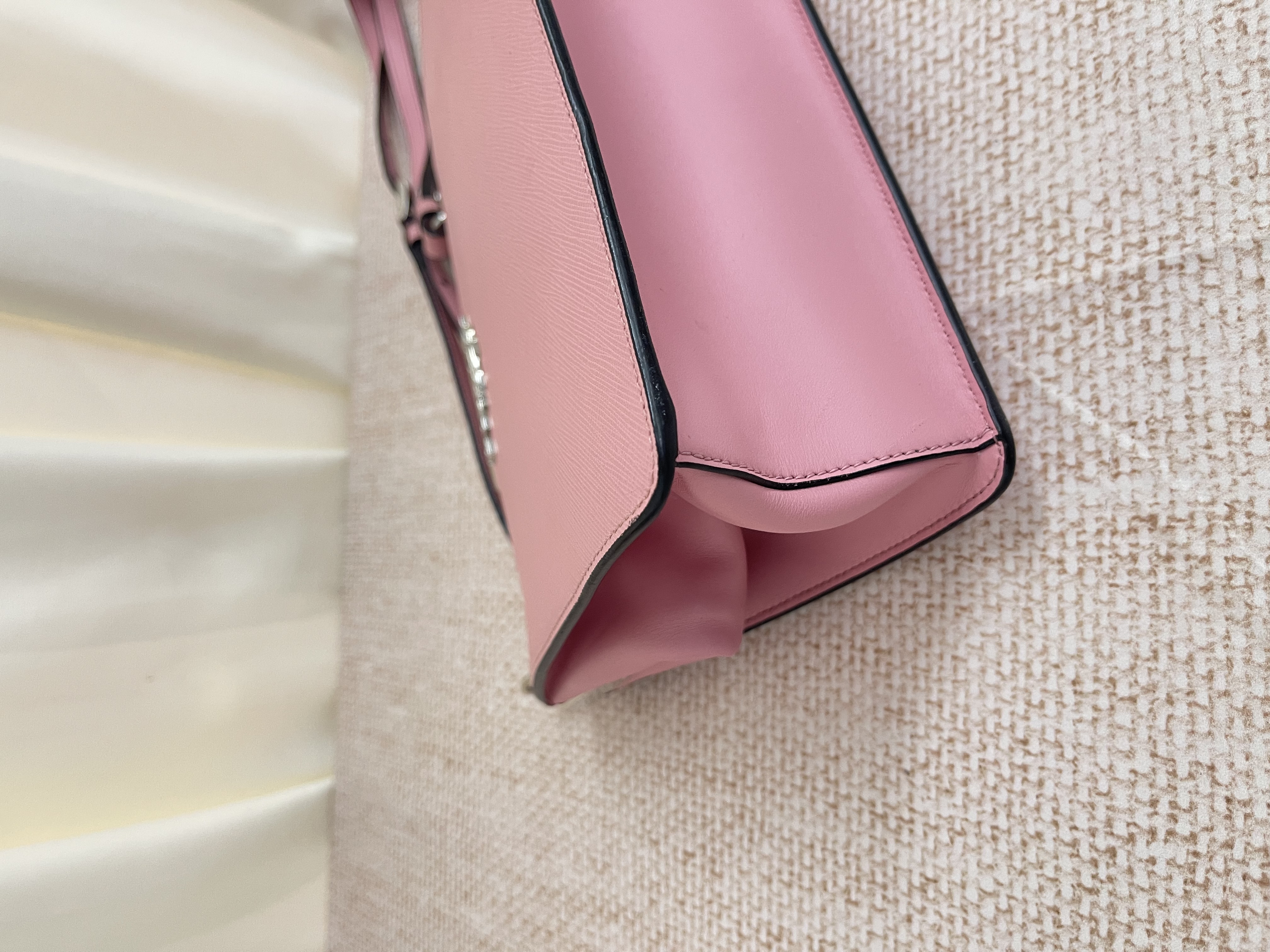 Pre-owned Prada Saffiano City Calf Light Frame Bag/ Product Code: 26041907