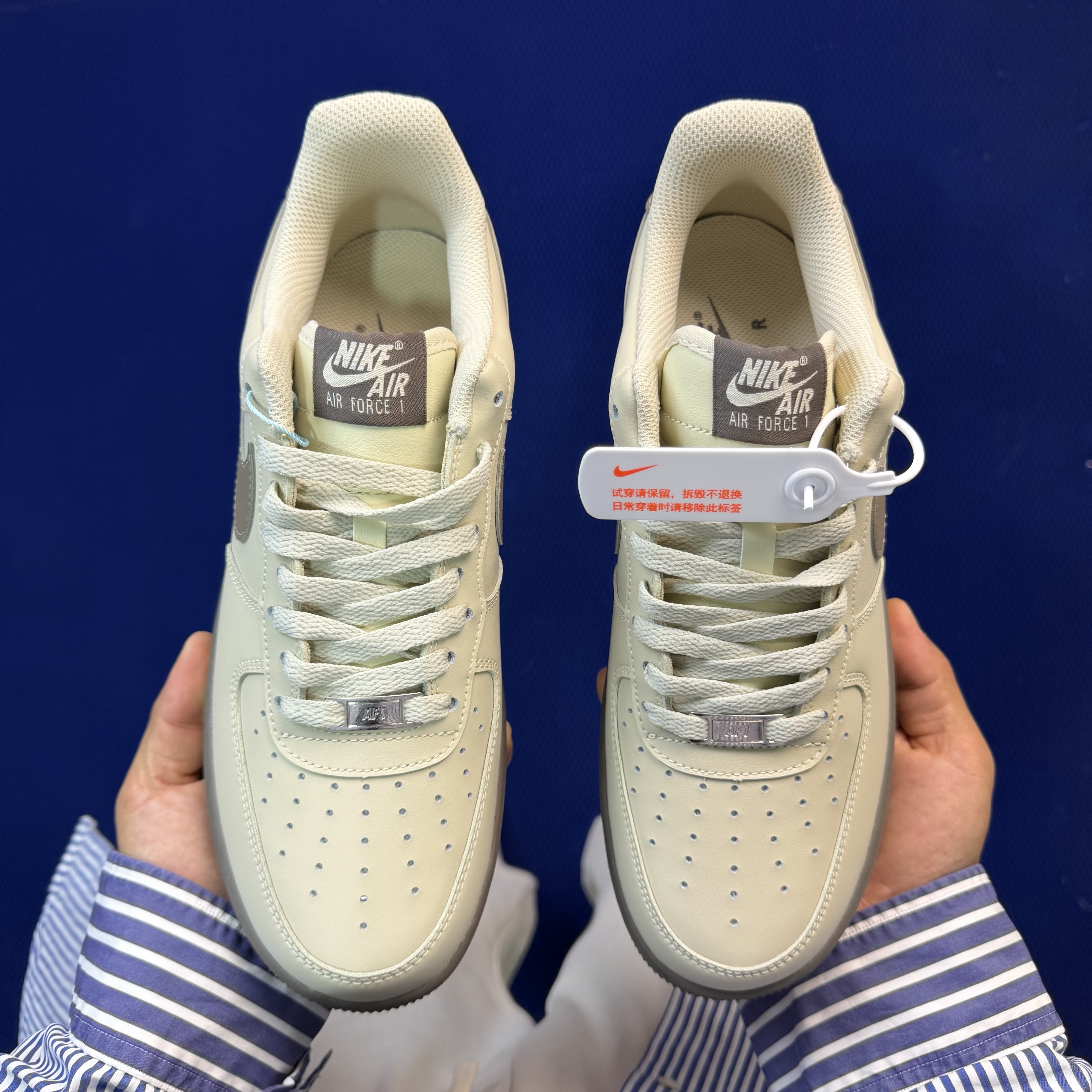 Nike Air Force 1 '07 FJ4146-201