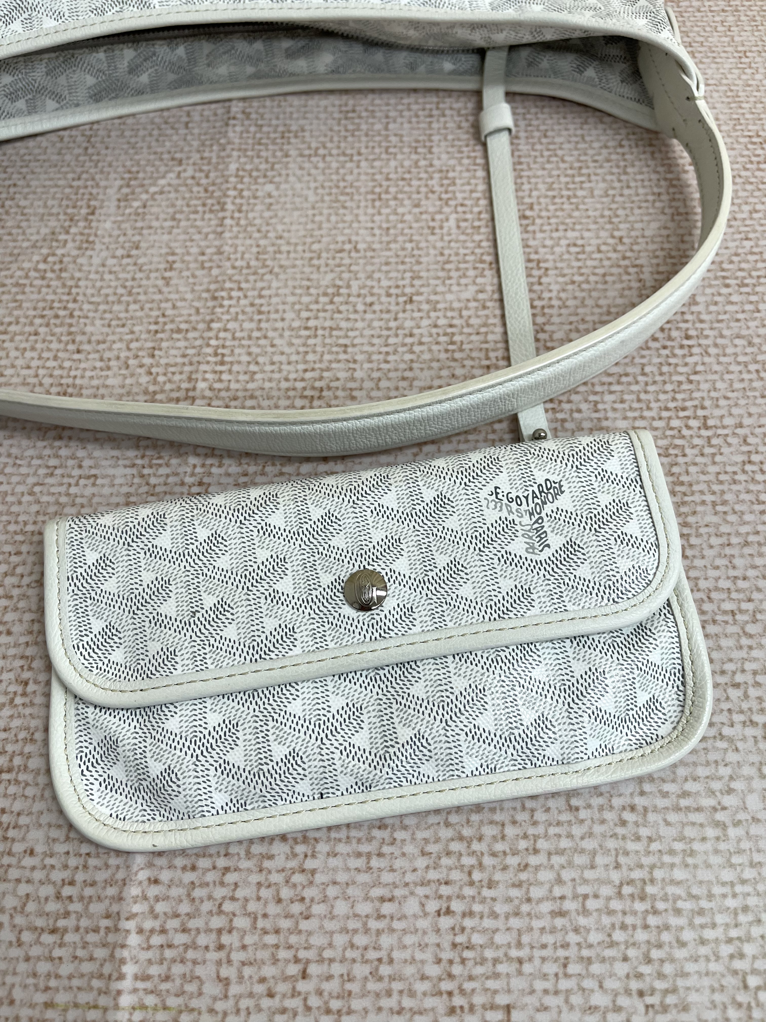 Pre-owned Goyard Hobo Bag / Product Code: 26021603