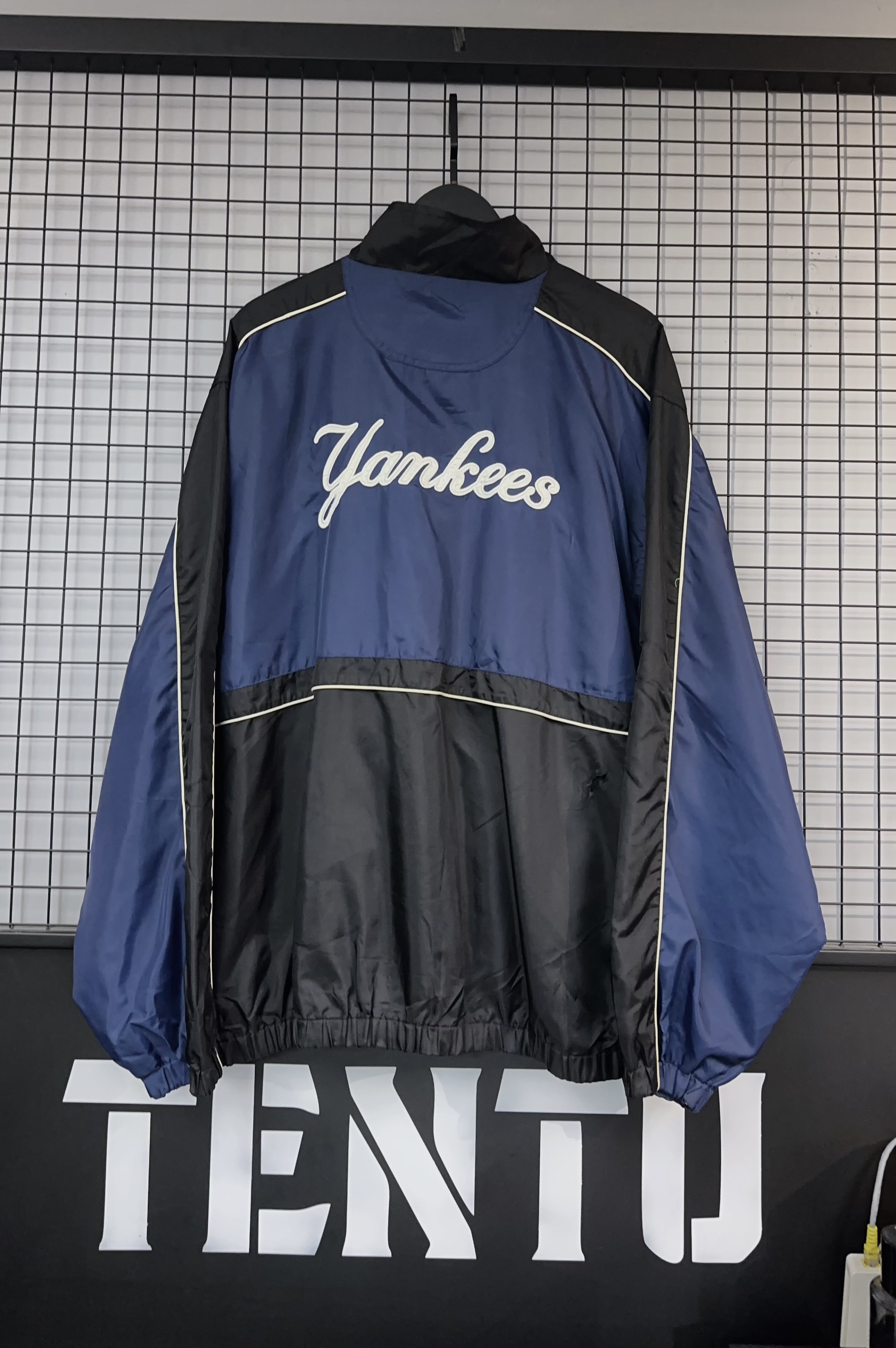 MLB Jacket - XL