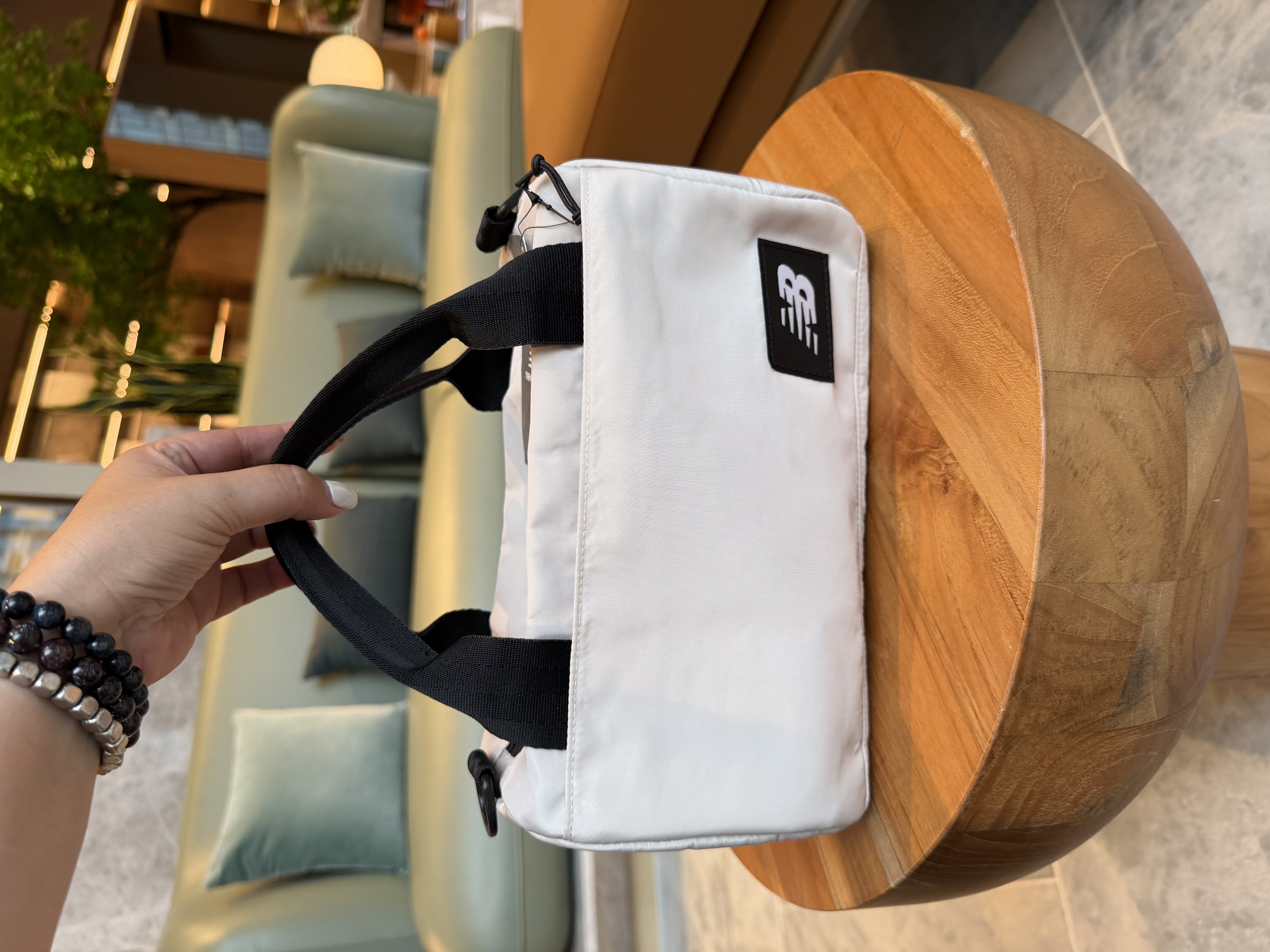 New balance防水塗層可拆卸多功能袋