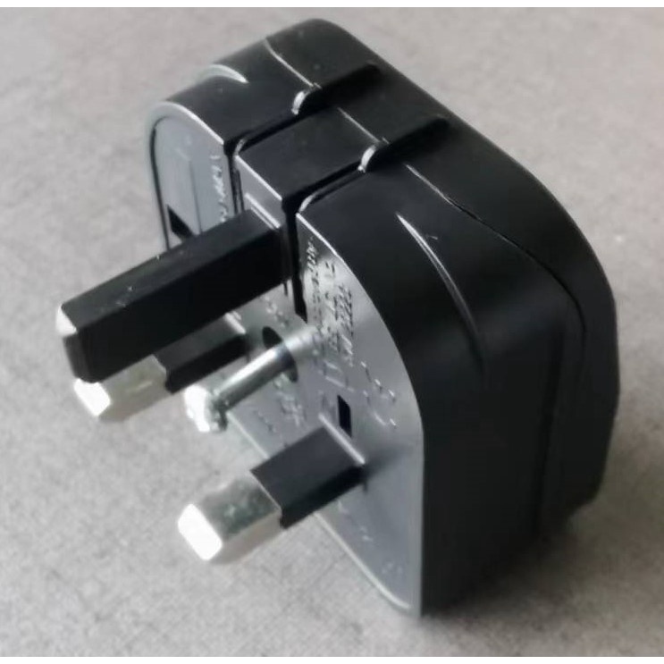 2flat pin to 3 pins Socket adaptor convertor with Safety Fuse