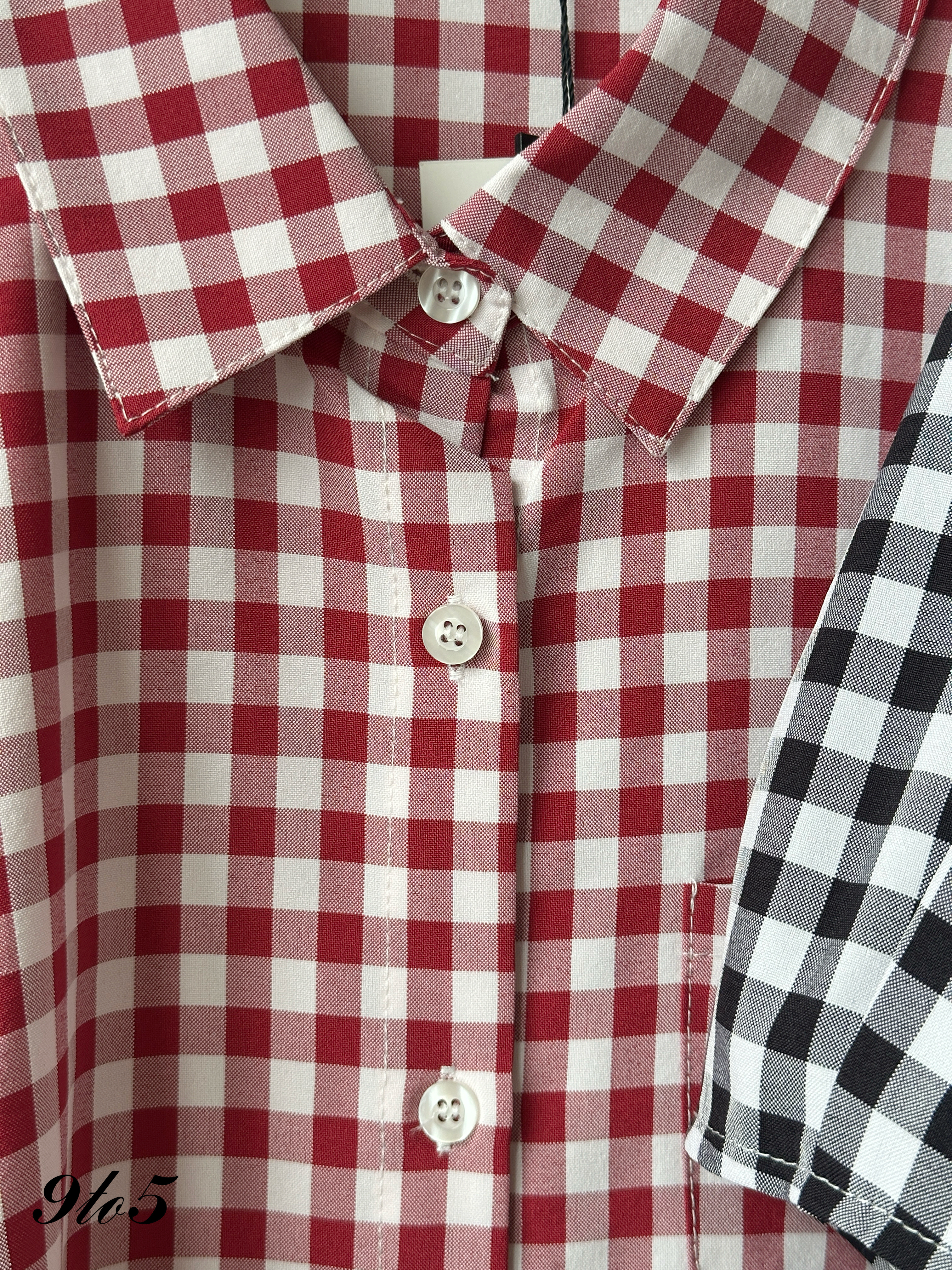 T4408 Short Sleeve Checkered Shirt - Black & Red