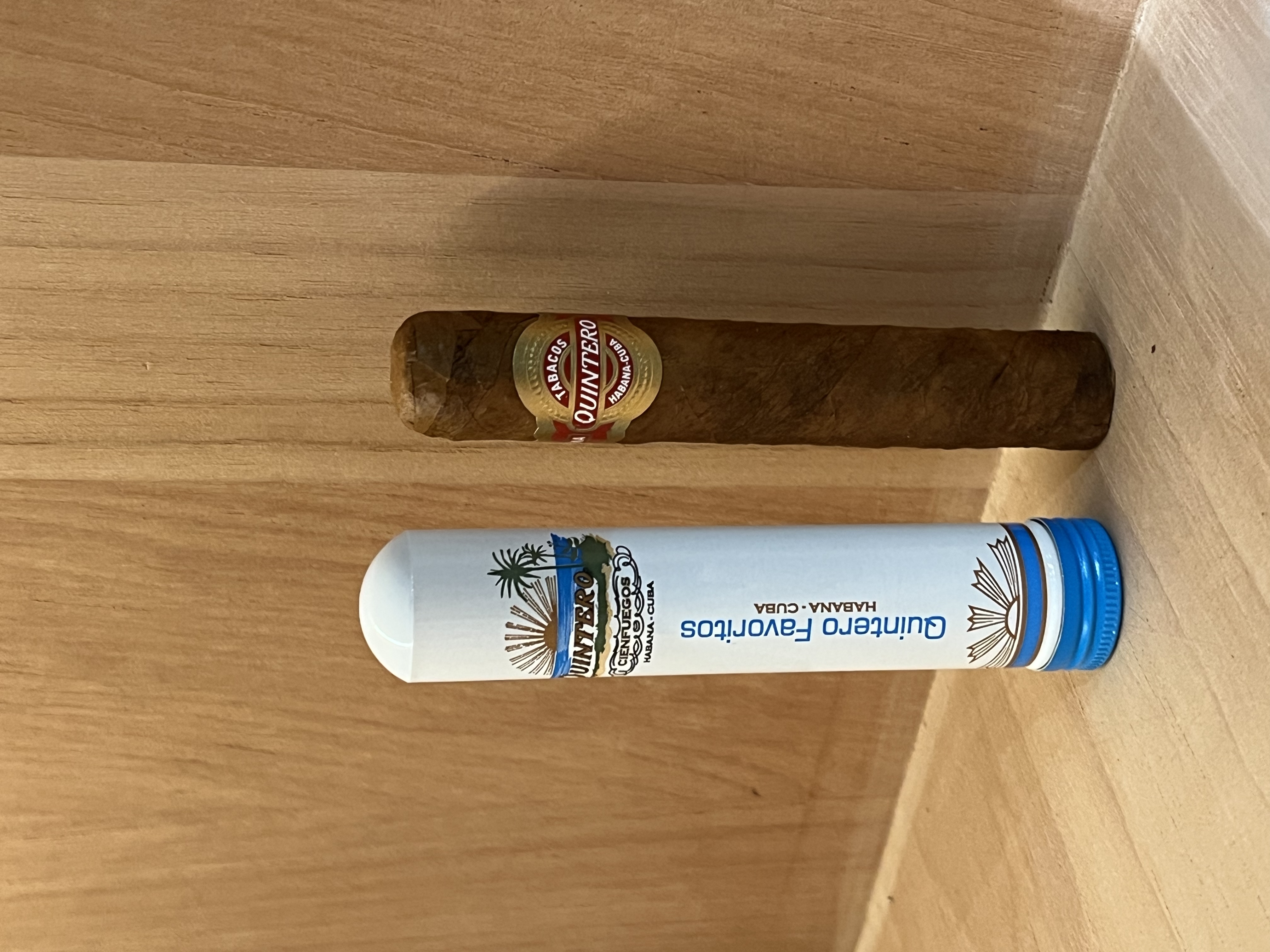 Quintero金特羅 Favoritos摯愛 鋁管 （單支）