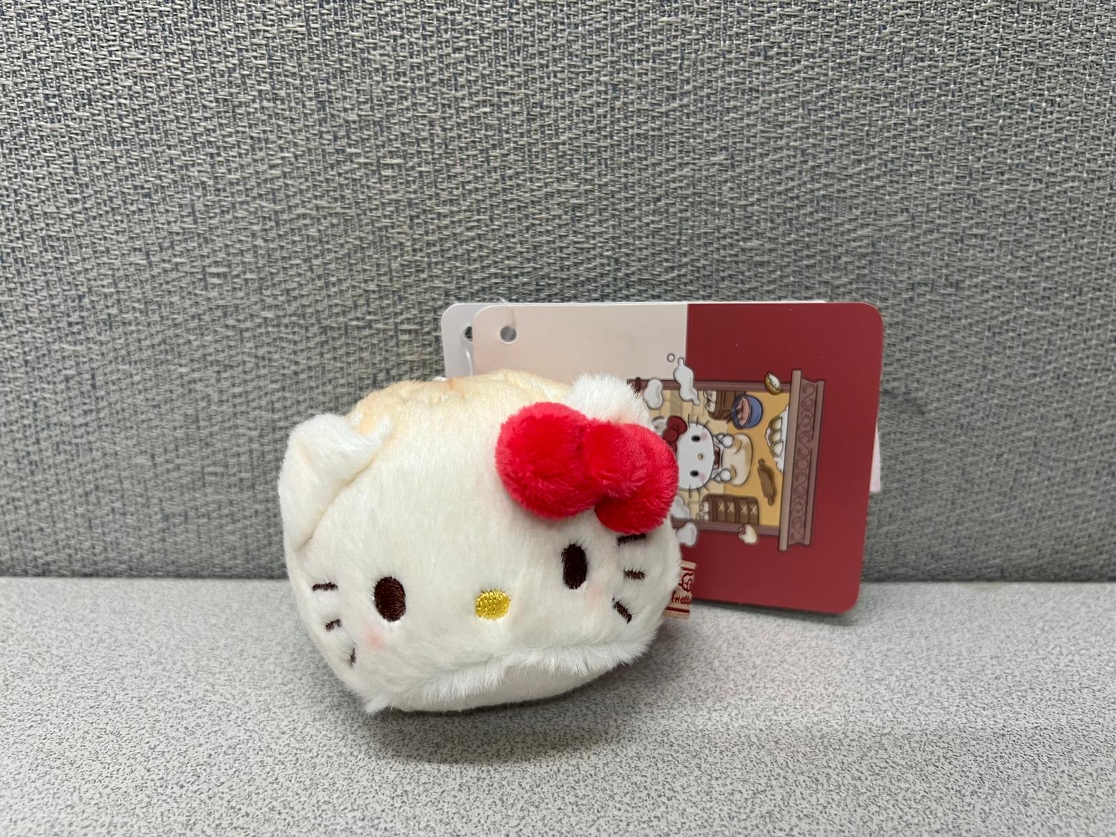 上海限定 Hello Kitty 小籠包 生煎包 造型公仔吊飾