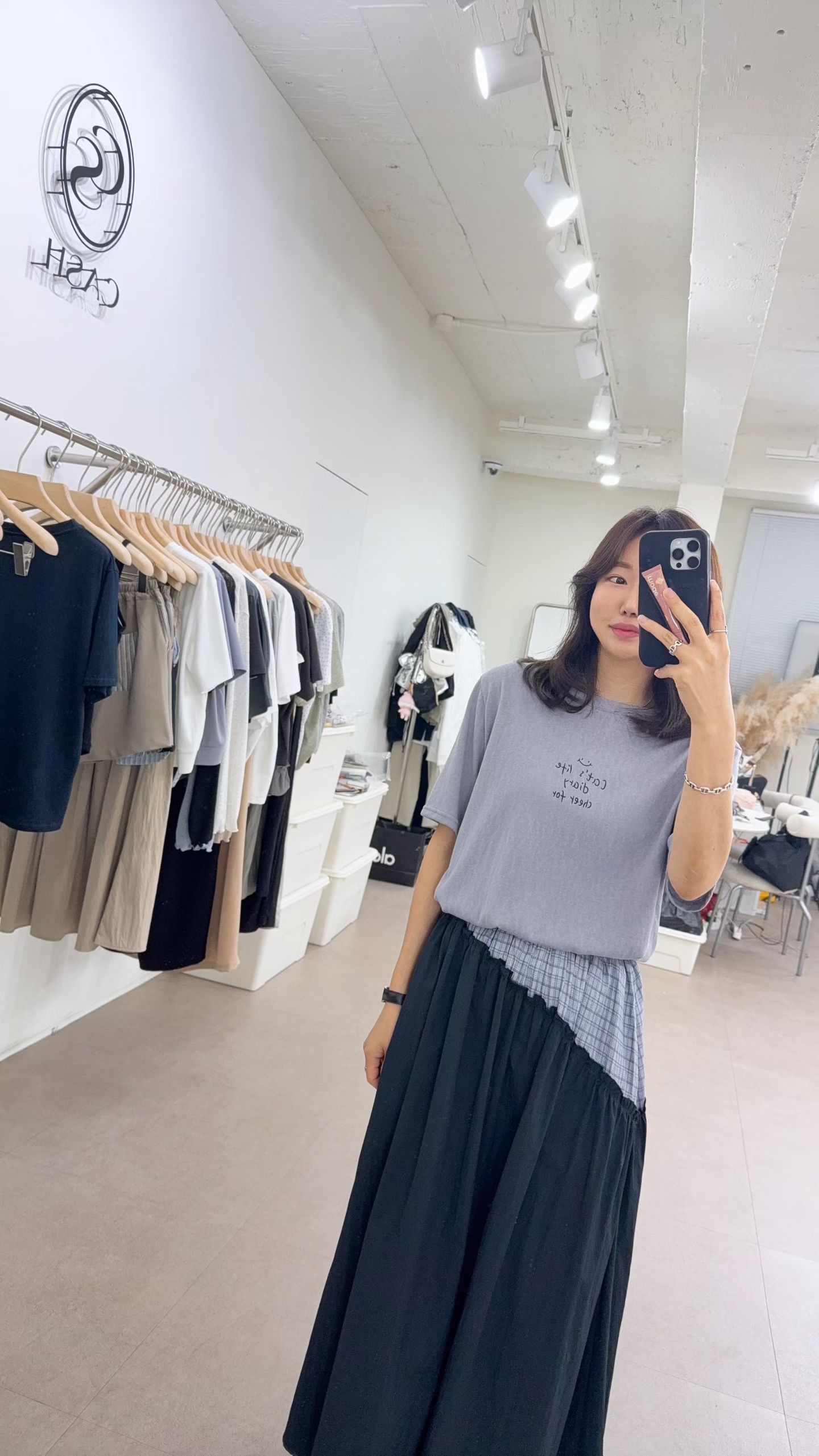 CH15 超薄細英文字Tee 