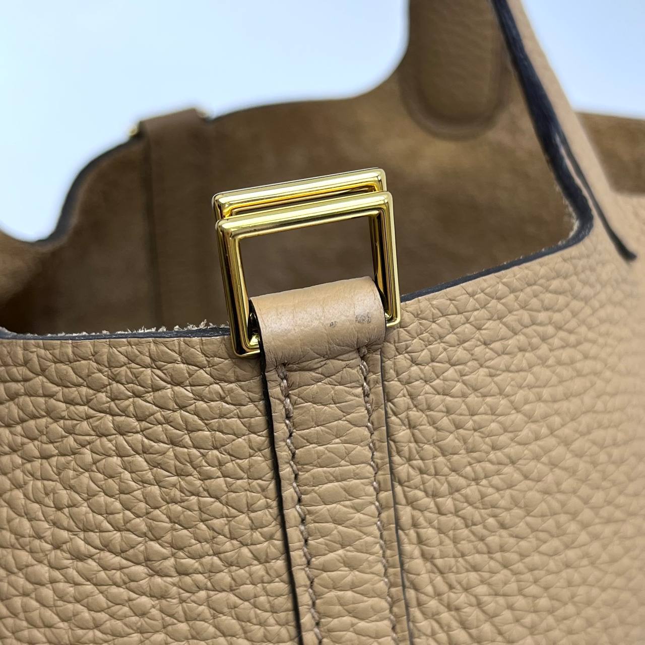 Hermes Picotin 18 Biscuit GHW (Stamp Z, Y: 2021)
