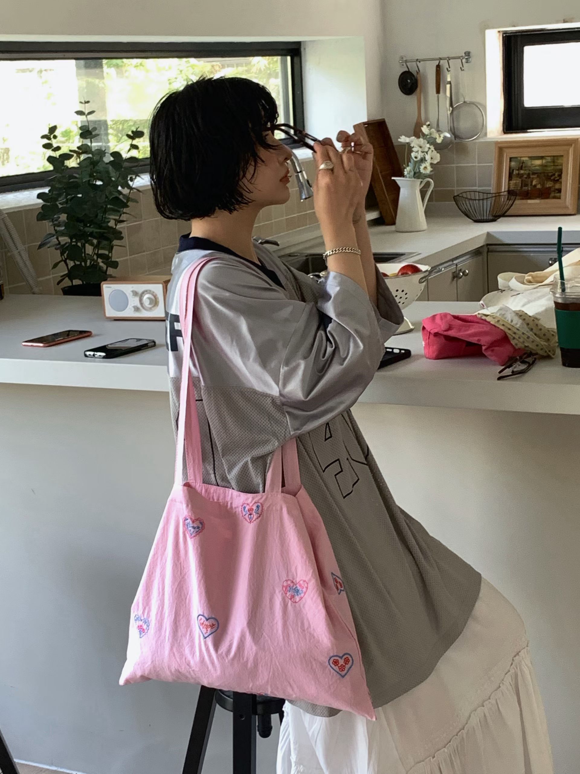 韓國精緻小刺繡休閑袋