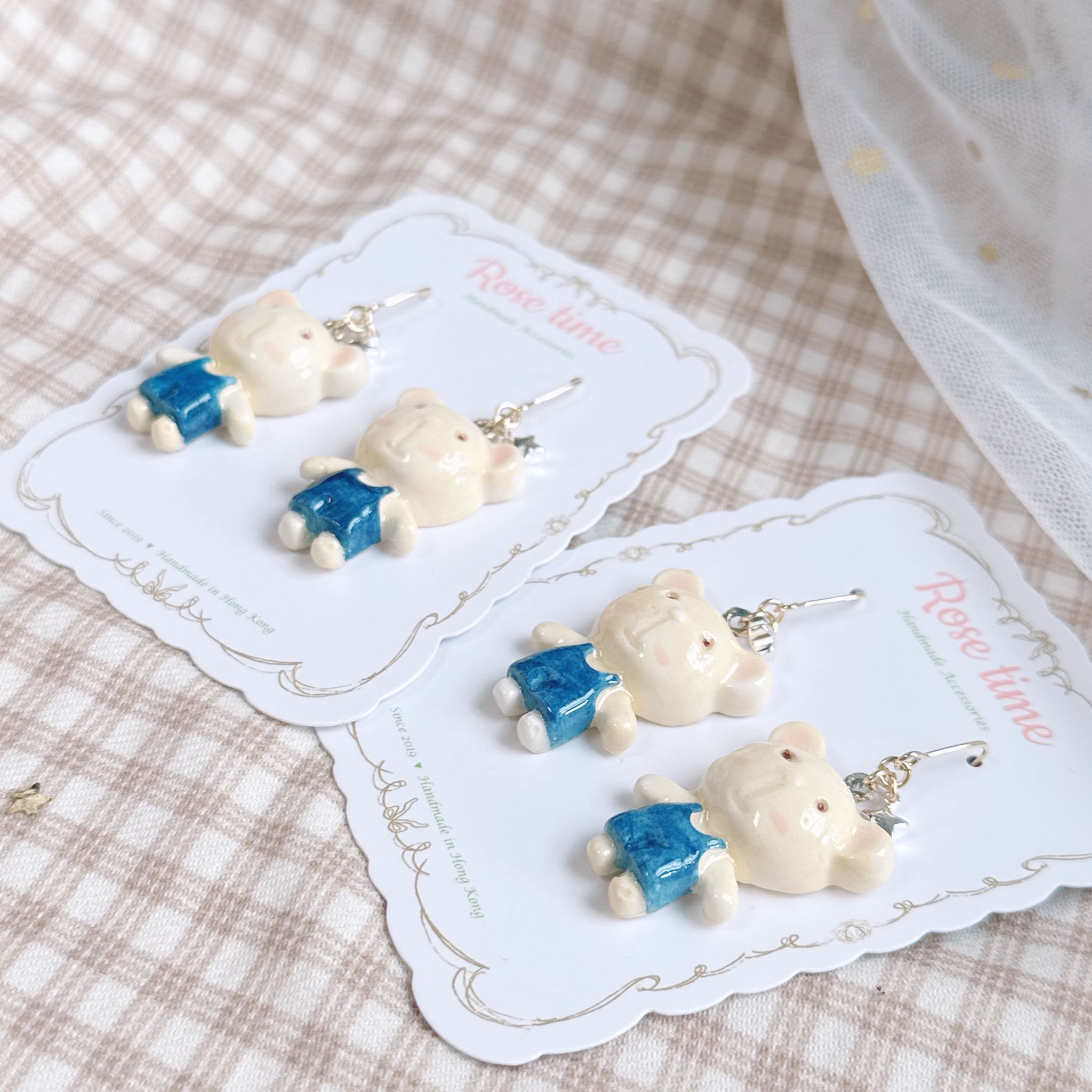 手繪 穿牛仔褲👖的白熊🐻‍❄️耳環