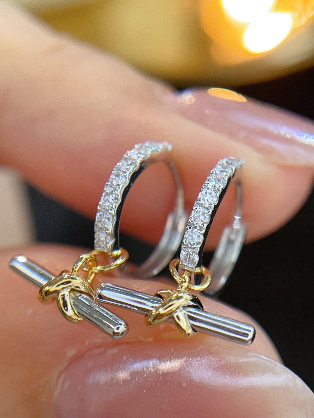18K Diamond Earrings 