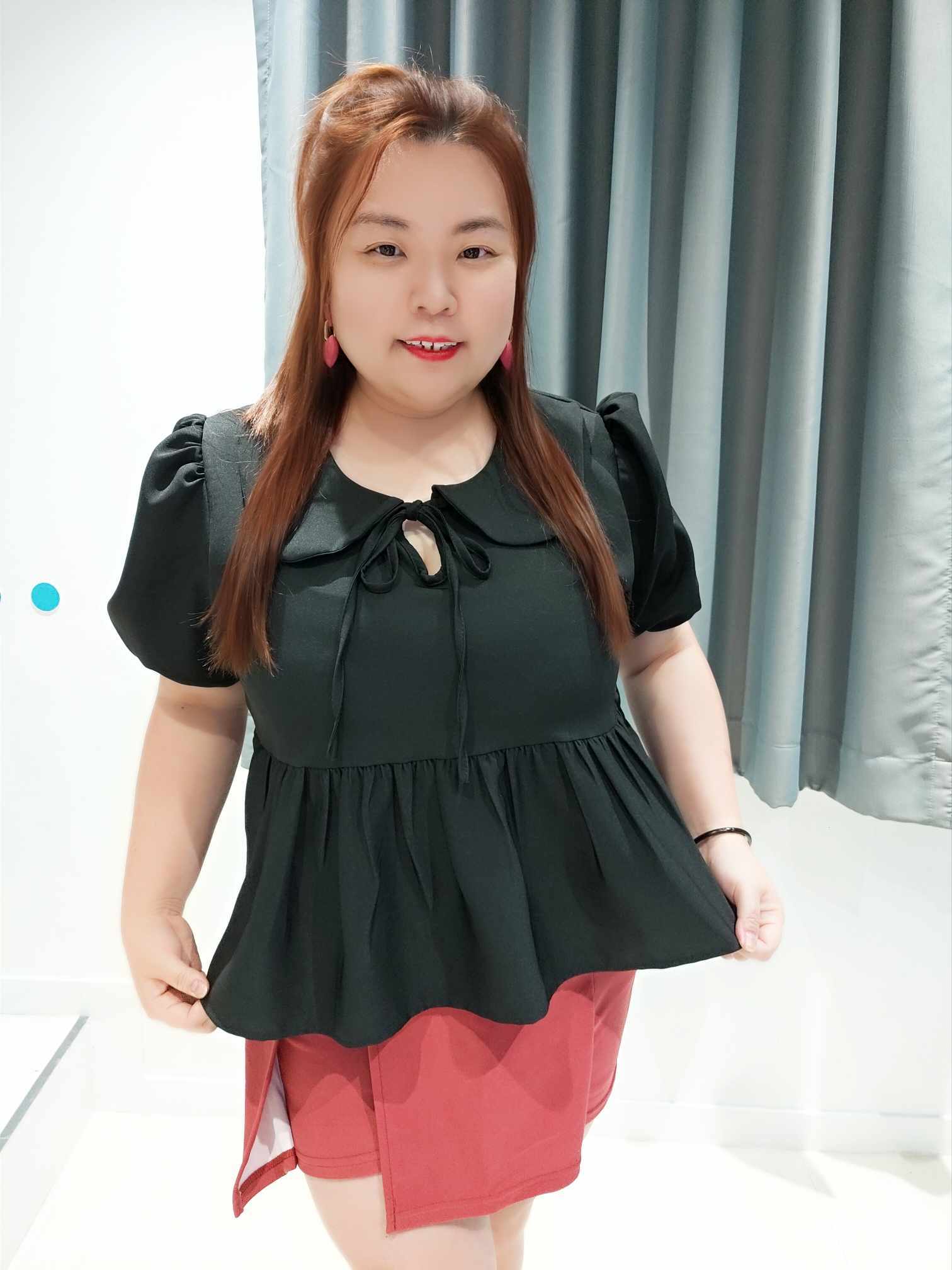 ENB05 娃娃领泡泡袖上衣