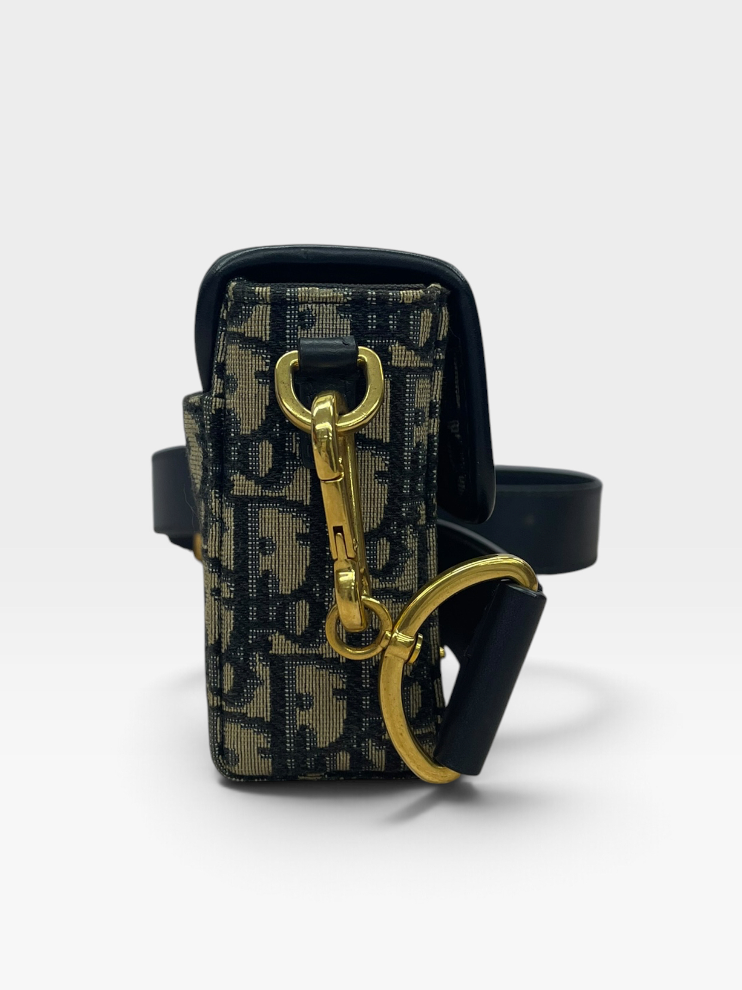 Pre-Owned DIOR 30 Montaigne Bag / Product Code: 100107