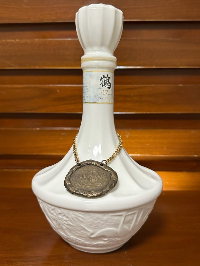 NIKKA Tsuru White Ceramic (絕版舊裝) 鶴17年白陶瓷特別版| Harbour
