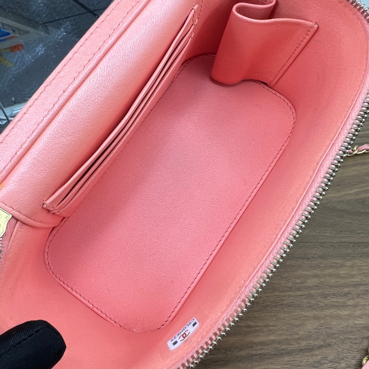 【預訂貨品】Chanel 淺橙色化妝盒