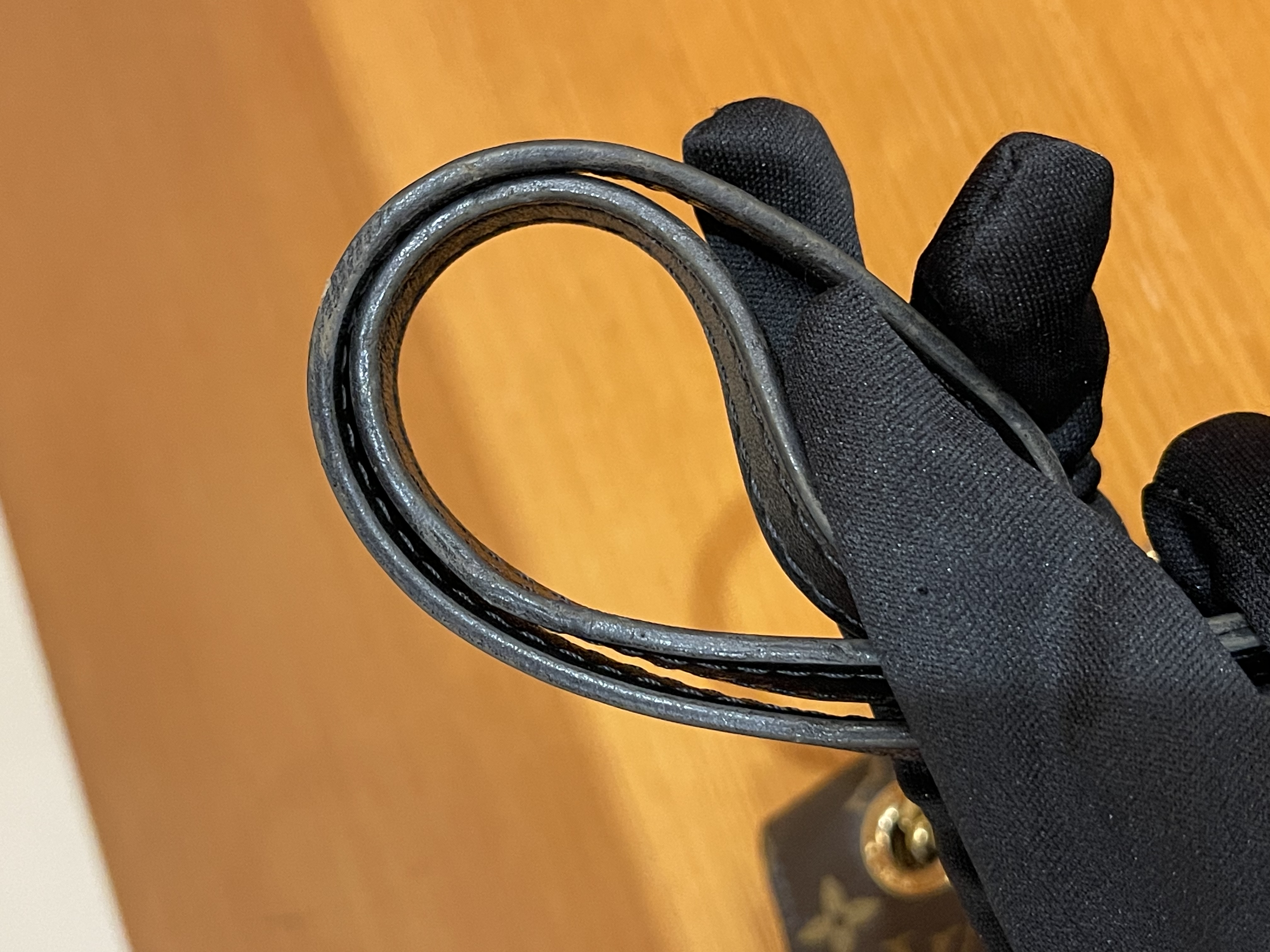 直播貨品 |  [1個-$100 2個-$300］HH31