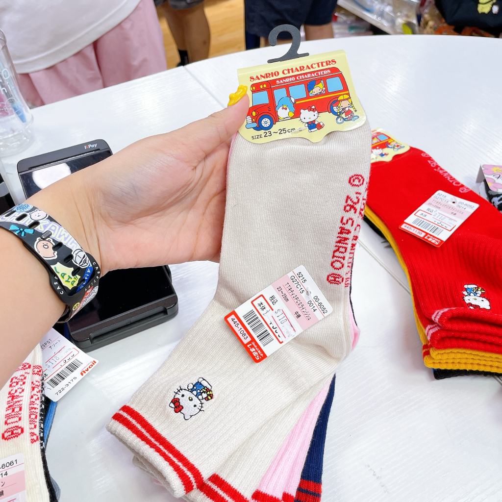 日本直送Sanrio Hello Kitty一set三對長襪