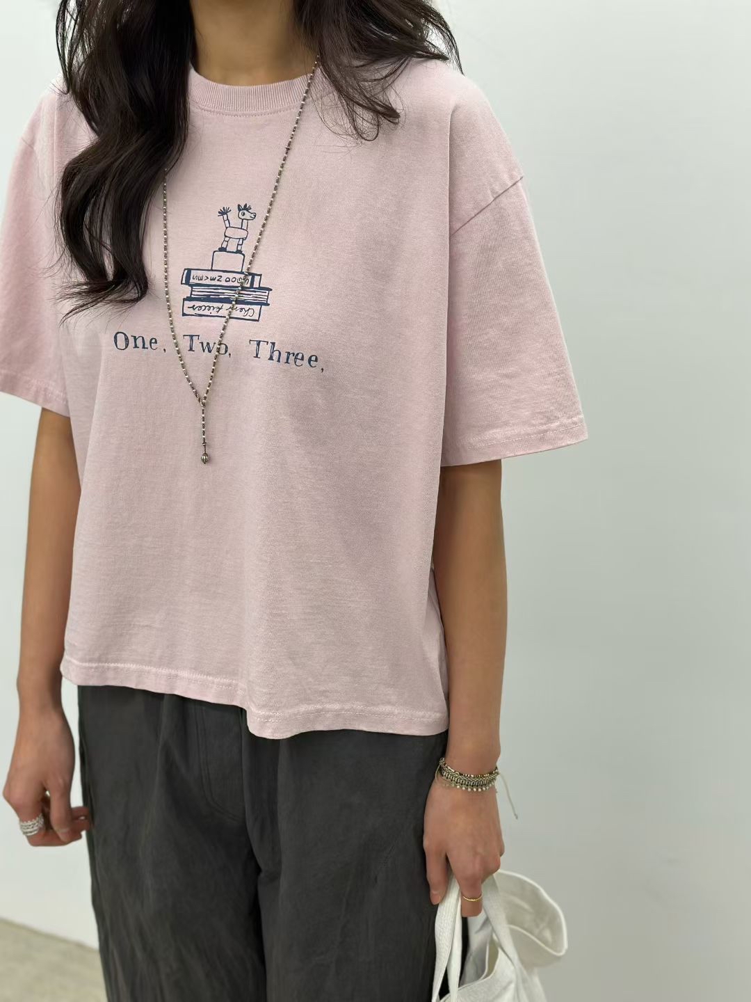LE OX 法系木馬書本tee-3色