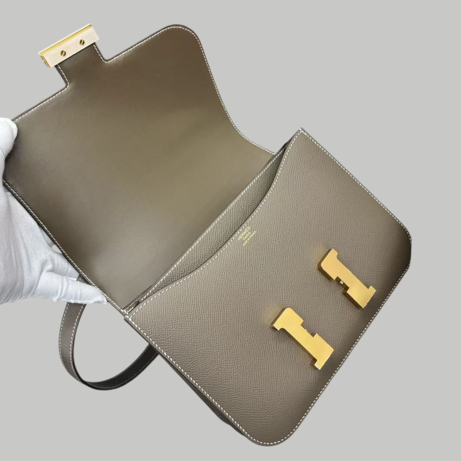 Hermes constance 24大象灰金扣