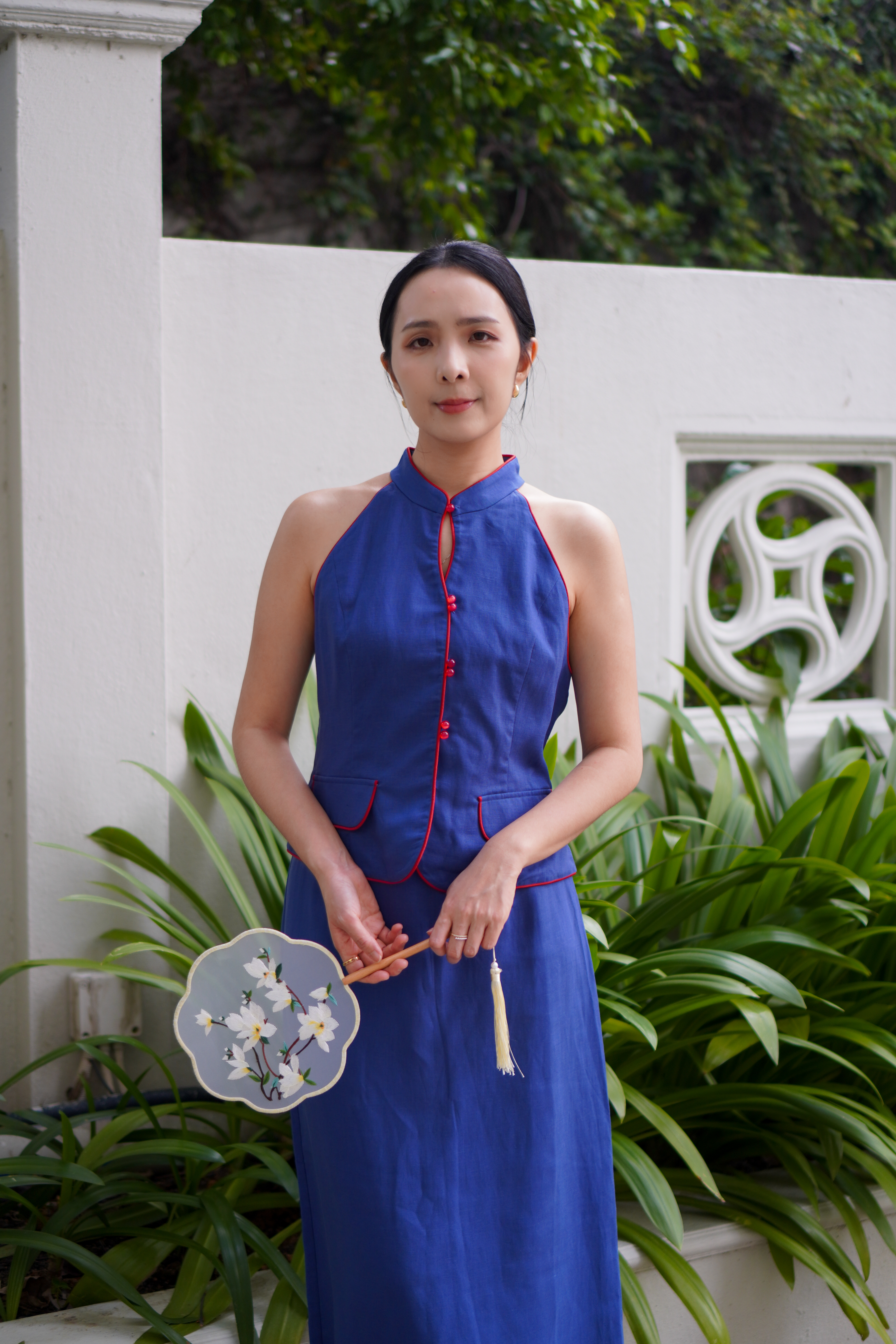 天丝麻蓝色挂脖新中式套装