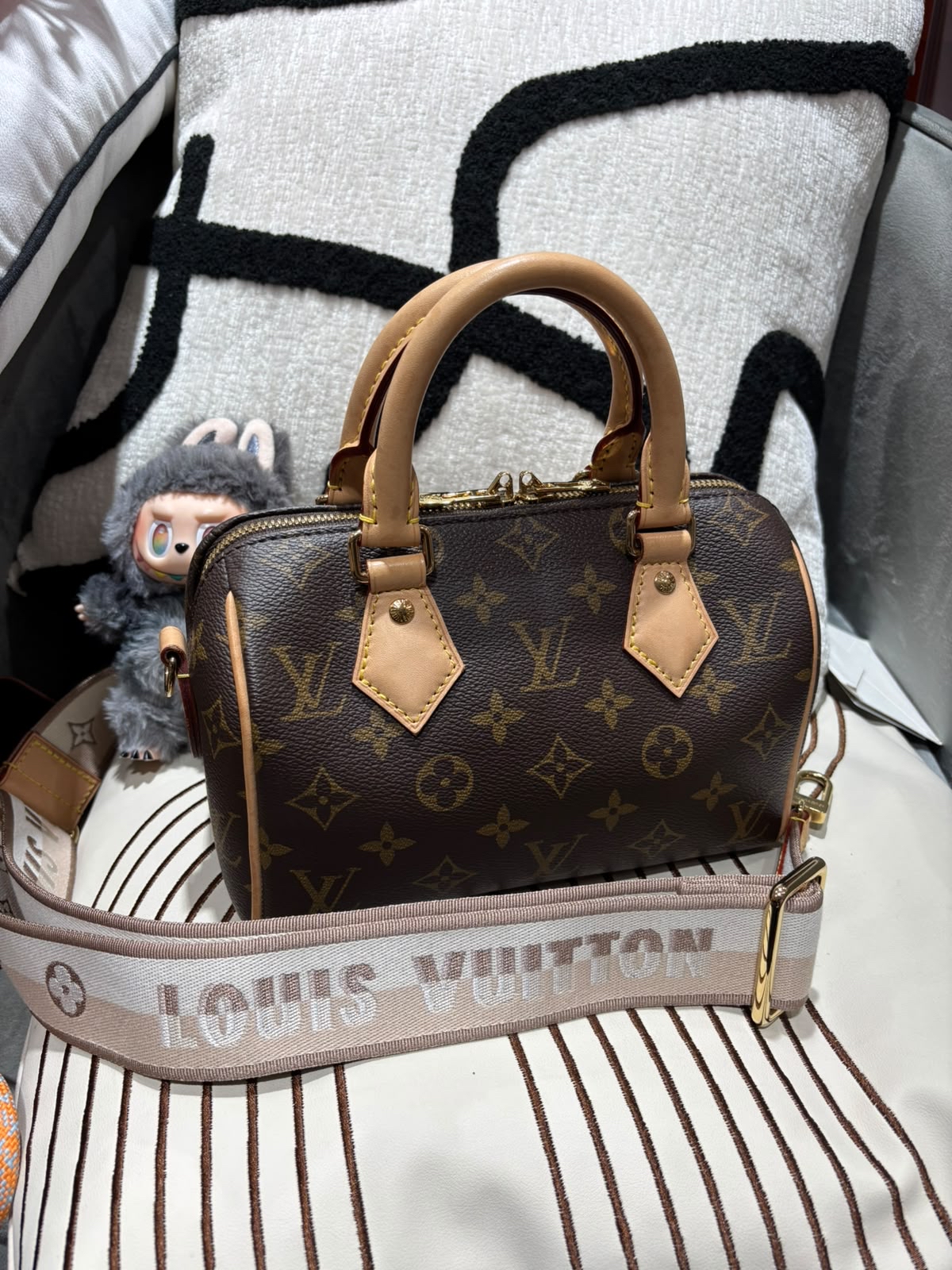 LV Speedy 20 Monogram 100%Authentic, 98%New ✅key lock ✅Dust bag