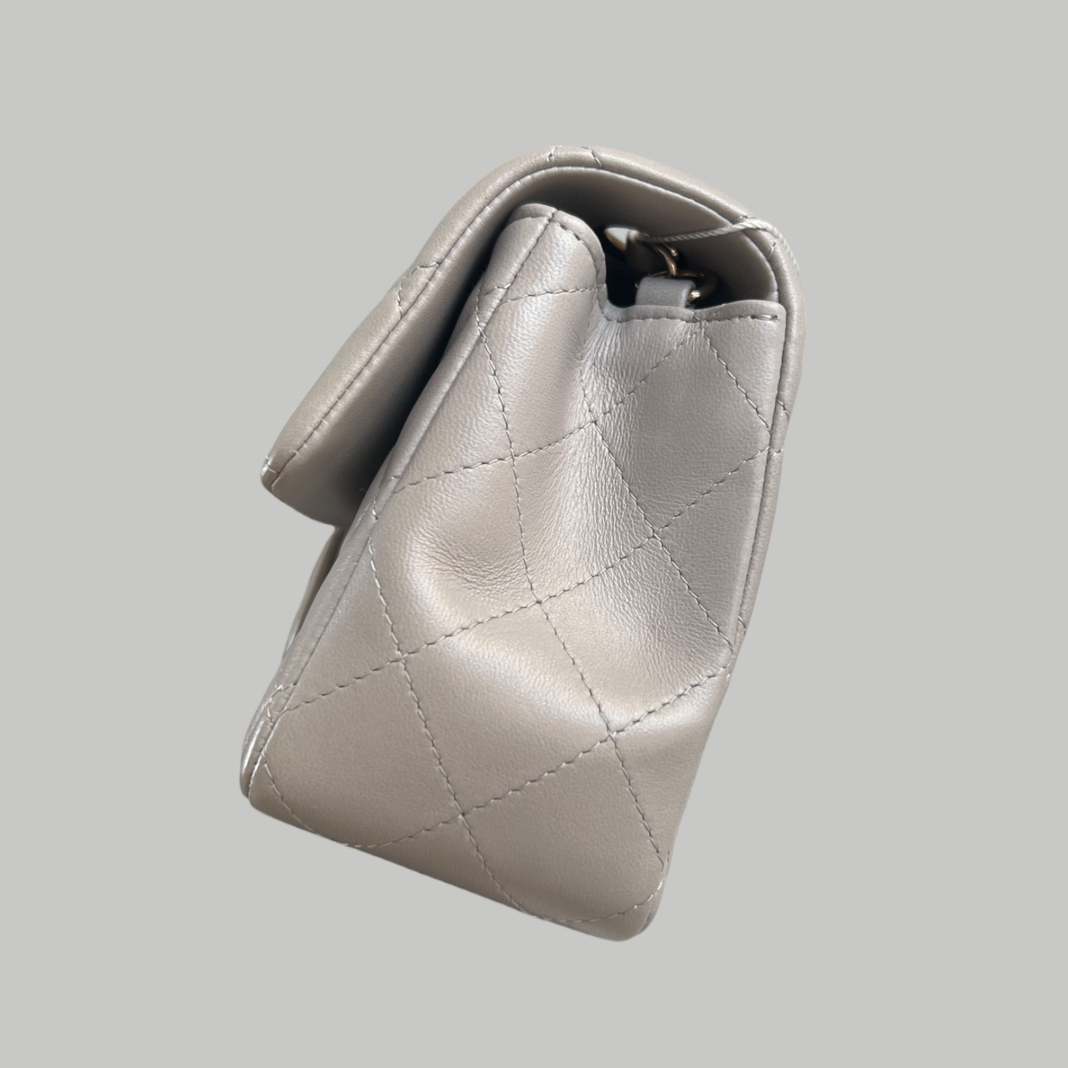 Chanel Lambskin 20cm大mini灰色金扣