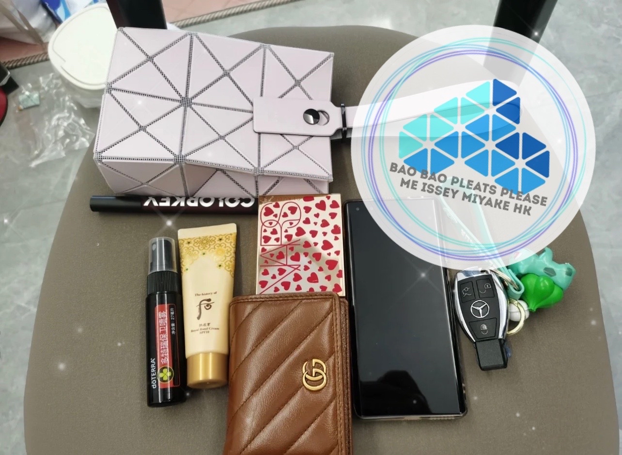 BAO BAO Lucent frost mini bag珍珠淺粉迷你手提袋