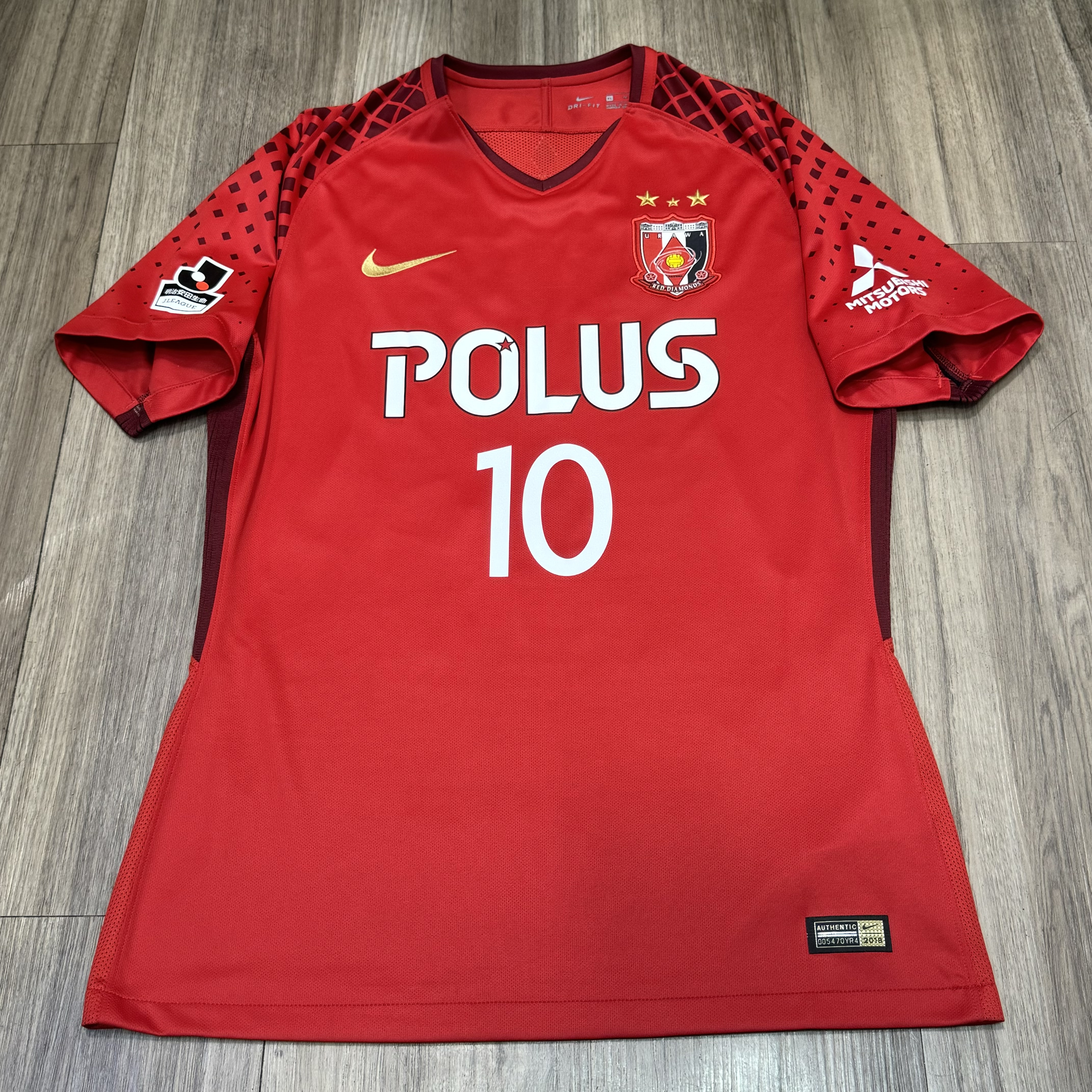 Urawa Reds 2018 player issue shirt  #10 Kashiwagi