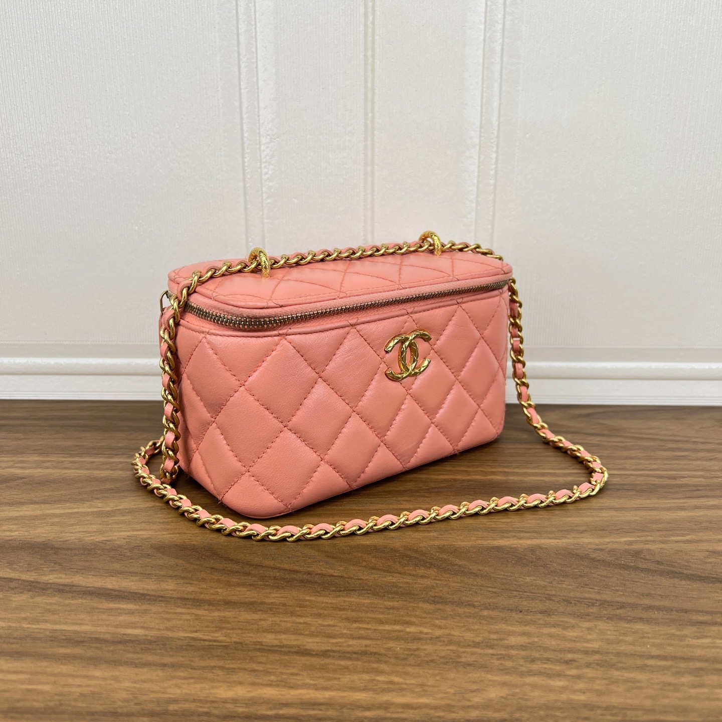 【預訂貨品】Chanel 淺橙色化妝盒