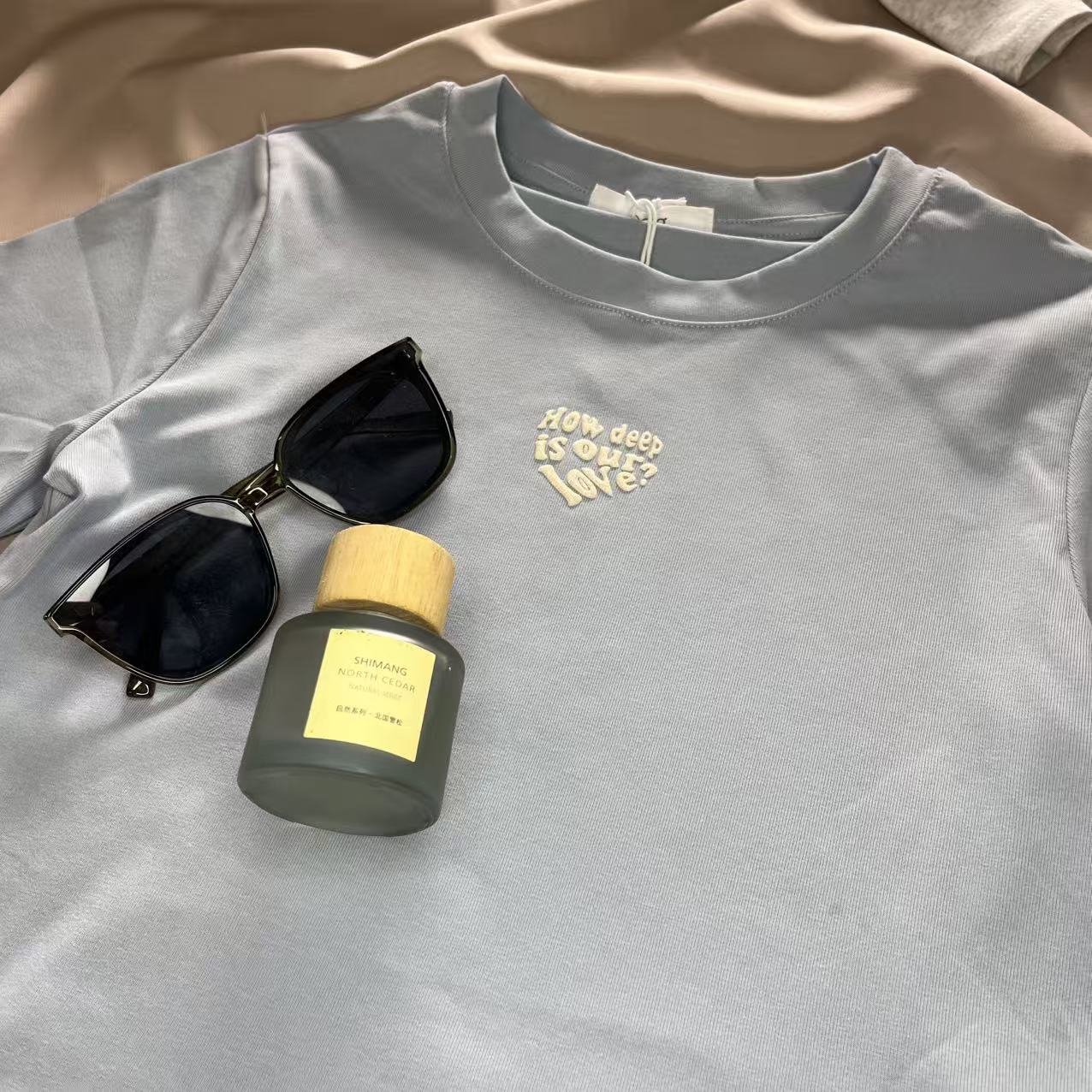 TS20018#9231 [Crop Top]  Exclusive Graphic T-shirt 