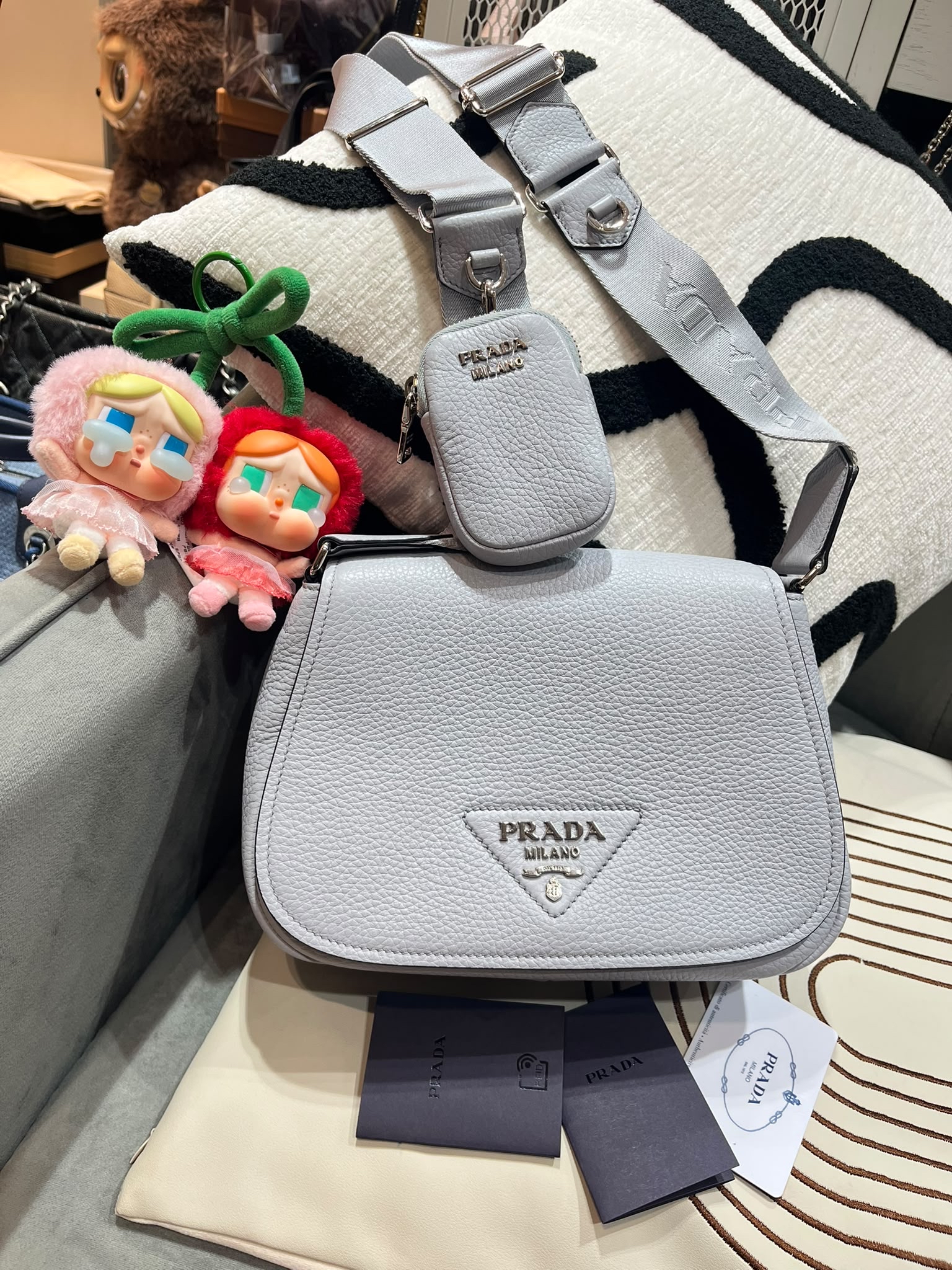 PRADA VITELLO POCKET SHOULDER BAG 1BD293 calfskin NFC 100%Authentic ,99%new ✅Coin bag✅dust bag