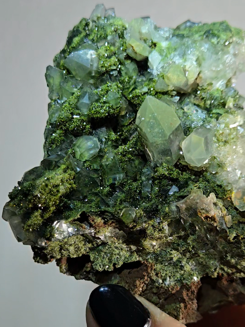 Epidote specimen with rainbow quartz and DTs - ED2