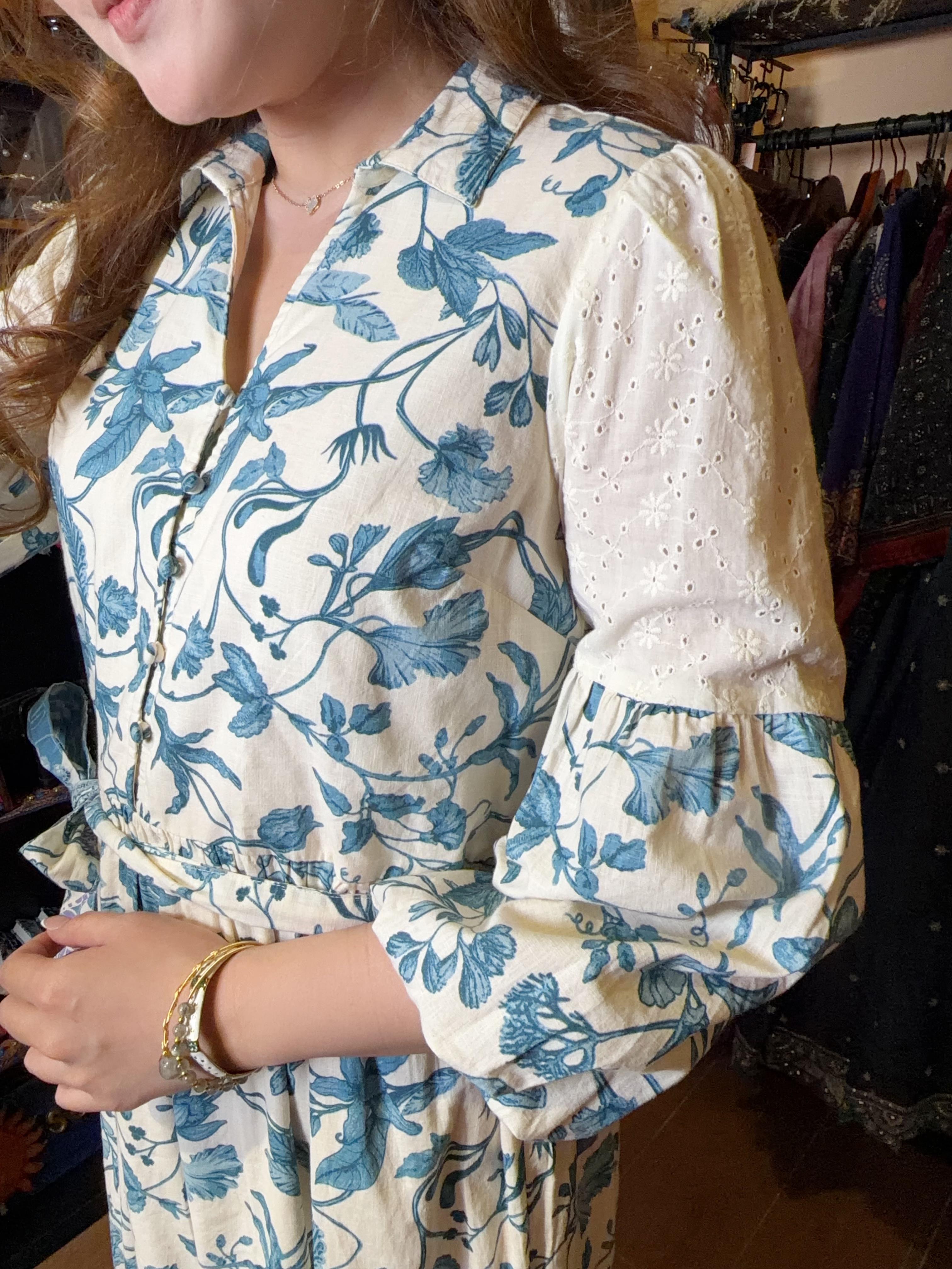 Blue X White Floral Frech Style 3-layer OP 50" #1155