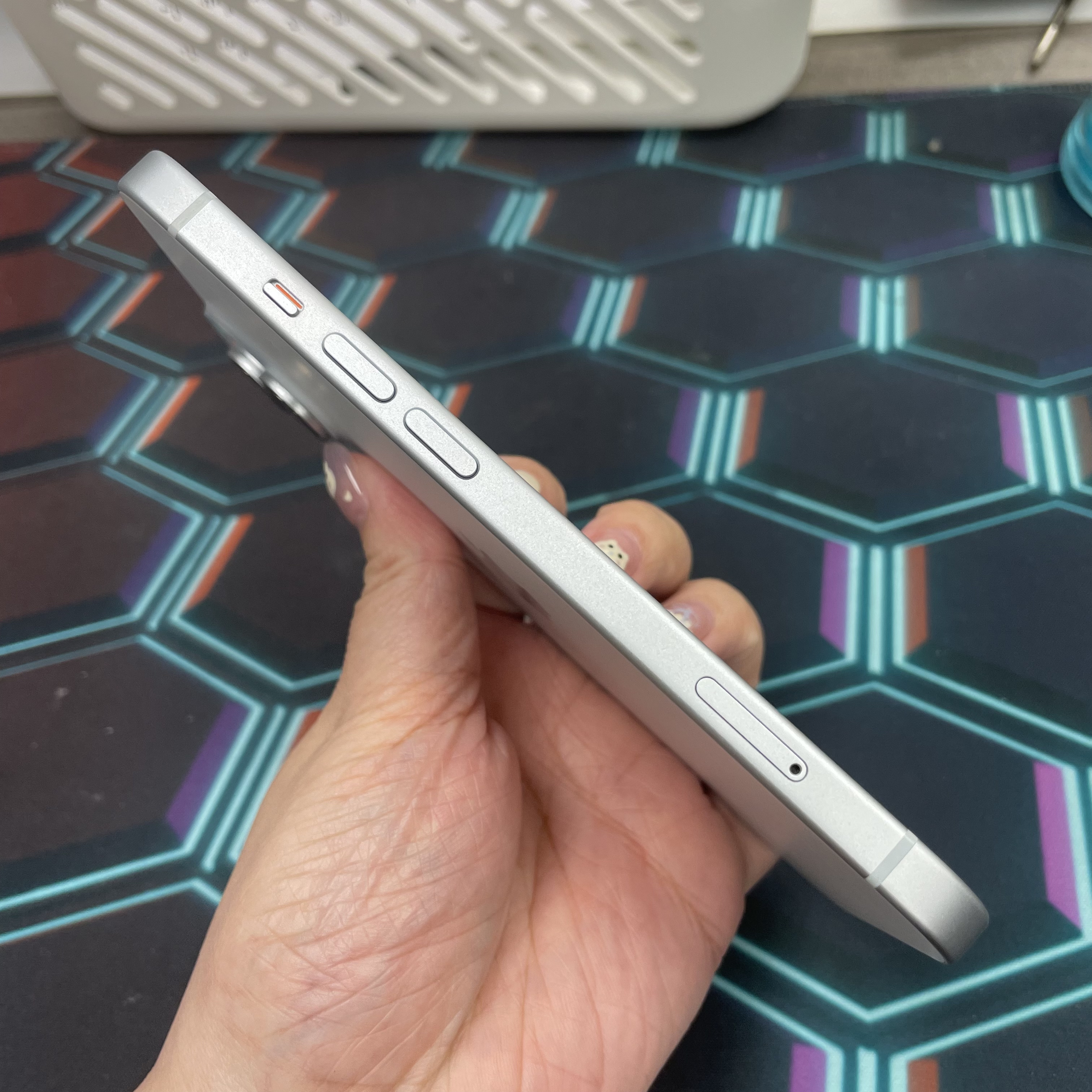 *6811 15 勁靚機 256GB 電87 藍色 blue