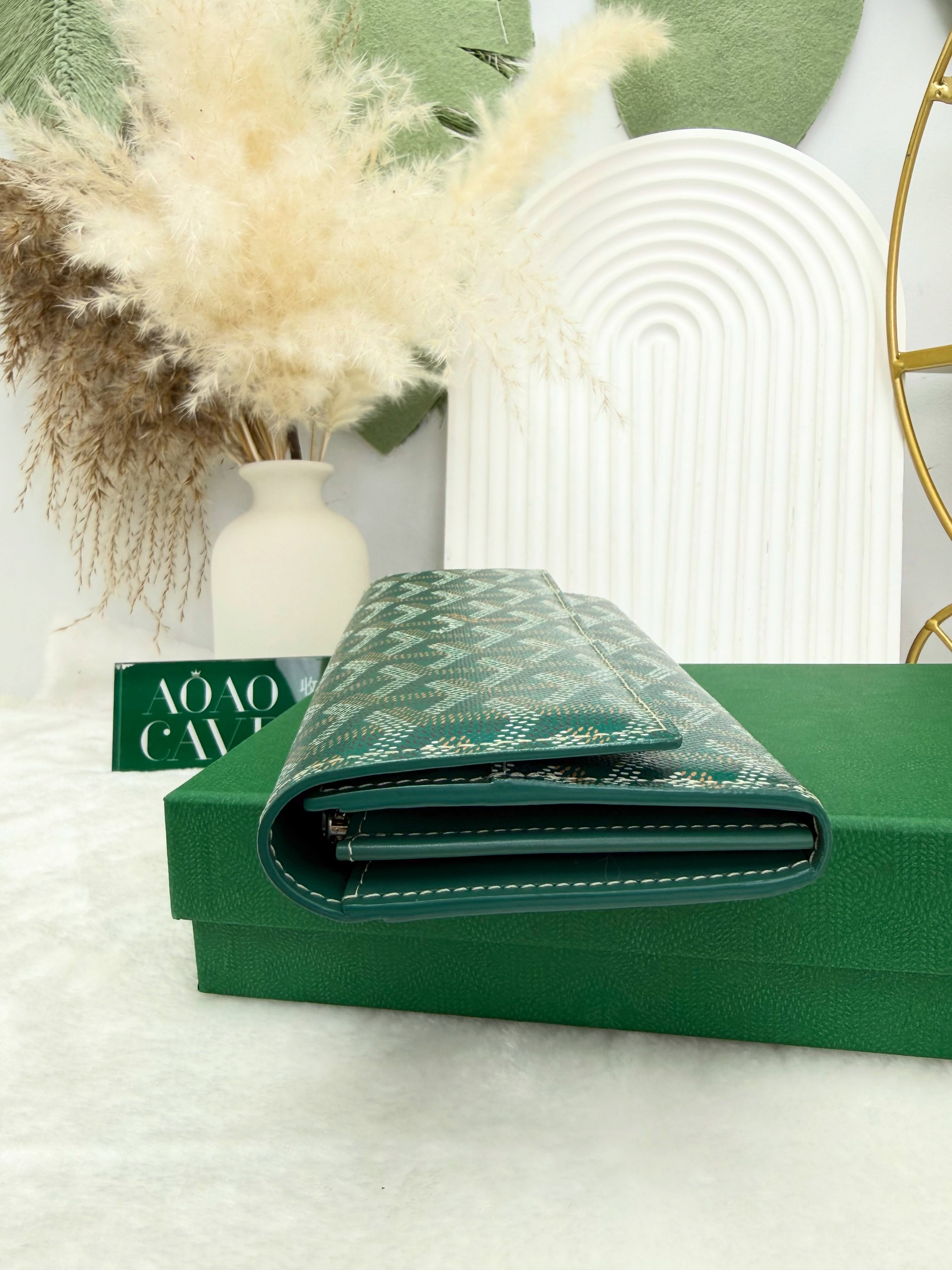Goyard 👜 PRE OWNED 🛍️綠色老花長銀包💚