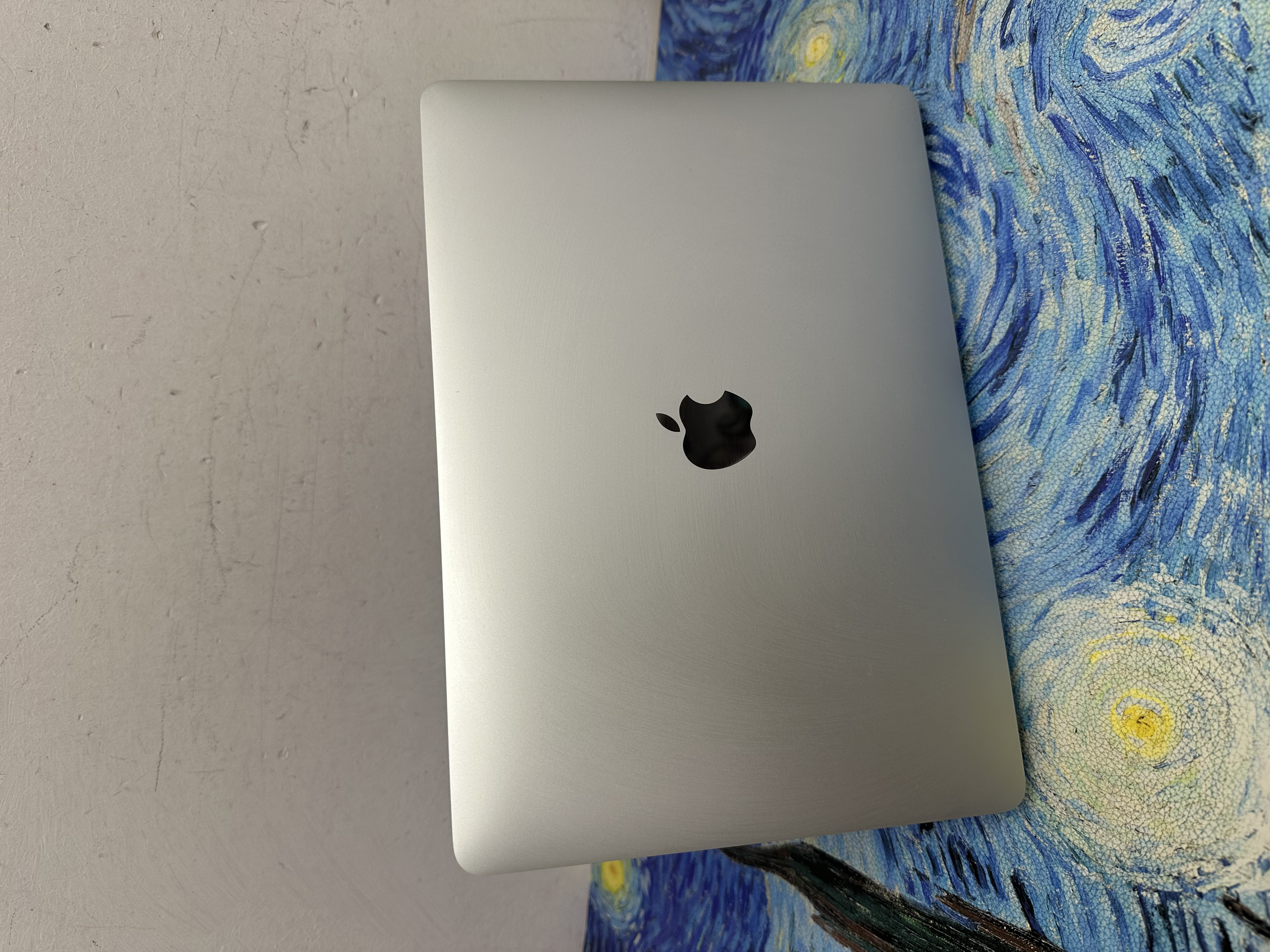 #5718 Apple Macbook air/13寸Retina i5 CPU /16GB Ram/512GB SSD/輕薄文書機/ Gaming Laptop / Notebook/ MacbookPro / Movie / Netflix