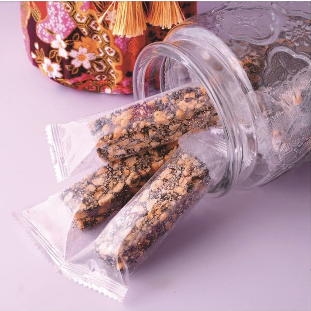 賀年禮品 - PremiOne - 糖醇黑芝麻花生糖