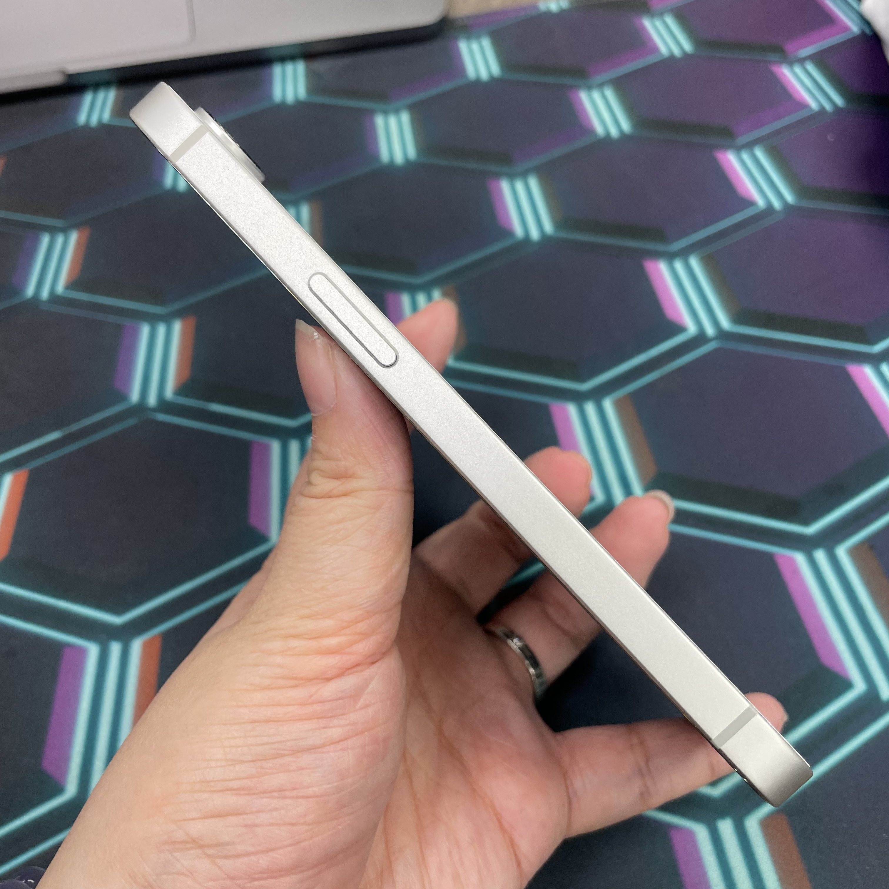 *8207 17e 完美機 256GB 電100 白色 white