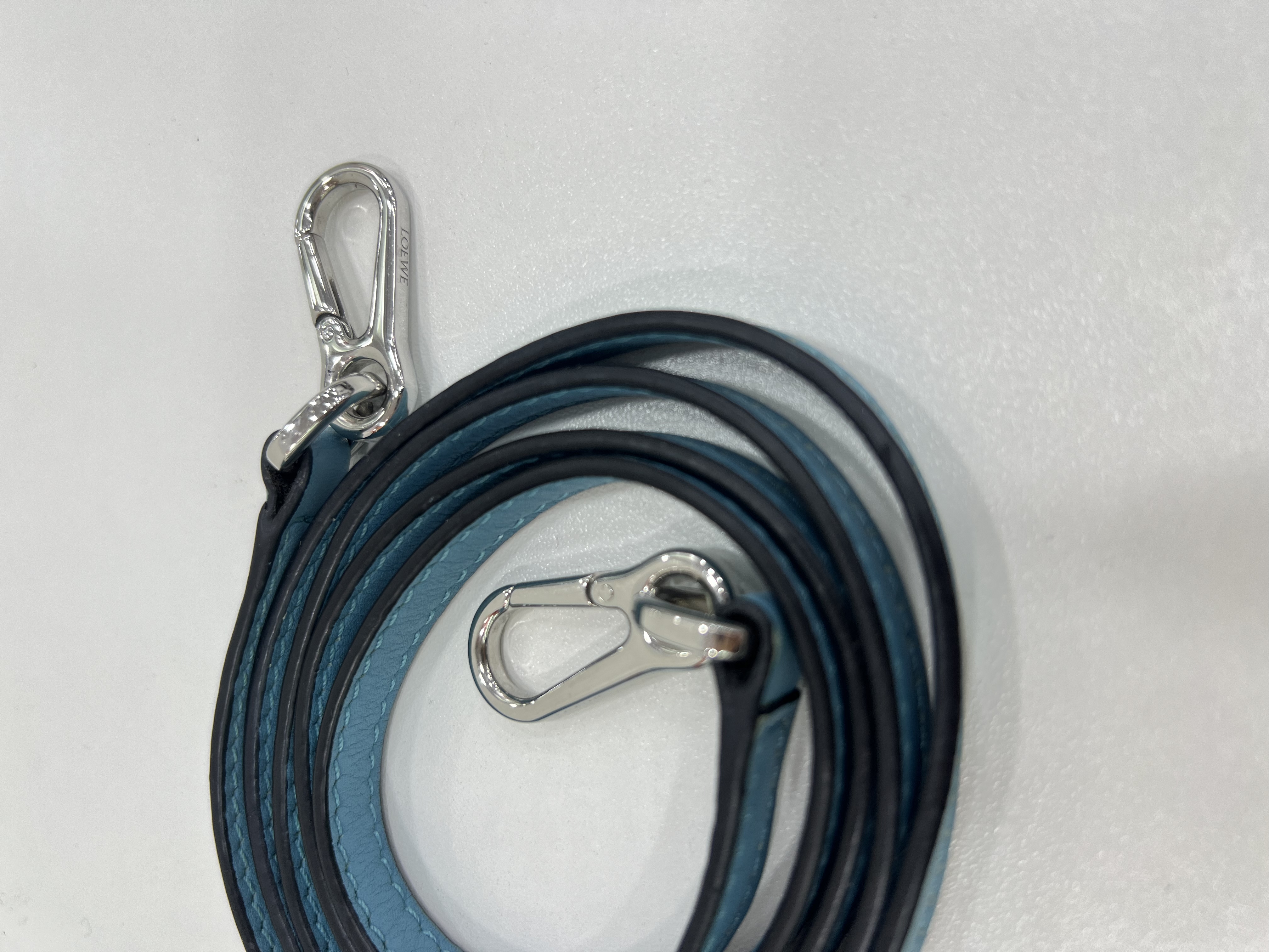 直播貨品 |  [1個-$100 2個-$300］E21
