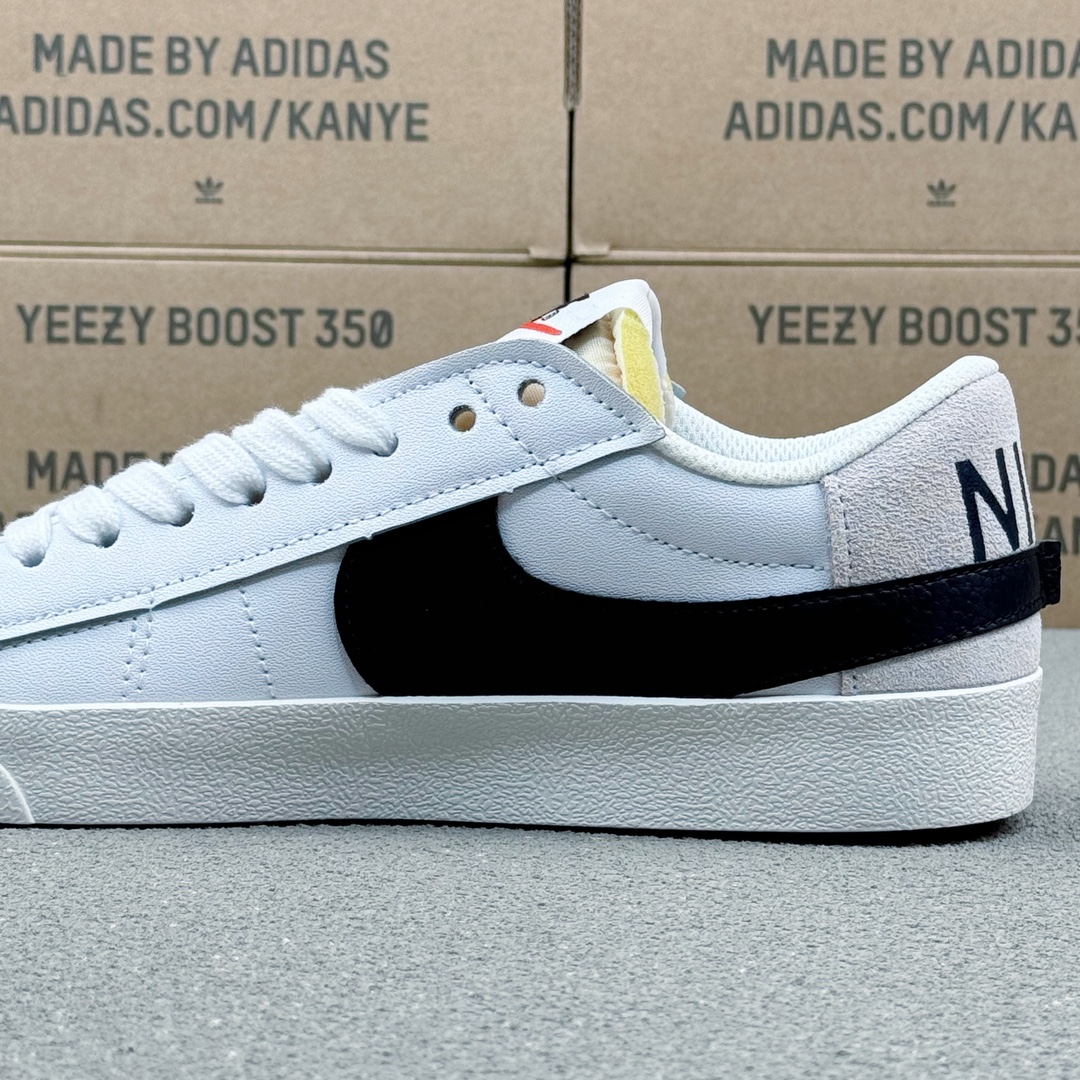 Nike Blazer Low '77 Jumbo