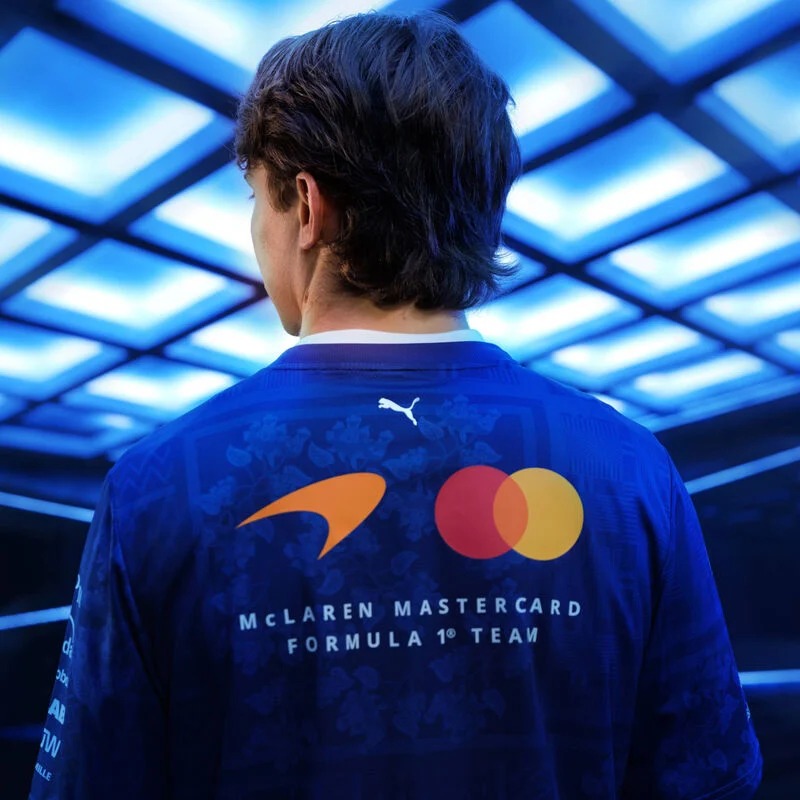 新加坡夜戰🌙⭐ Puma F1 McLaren 麥拿倫車隊 2026 新加坡站特別版車隊 T 恤 701244139