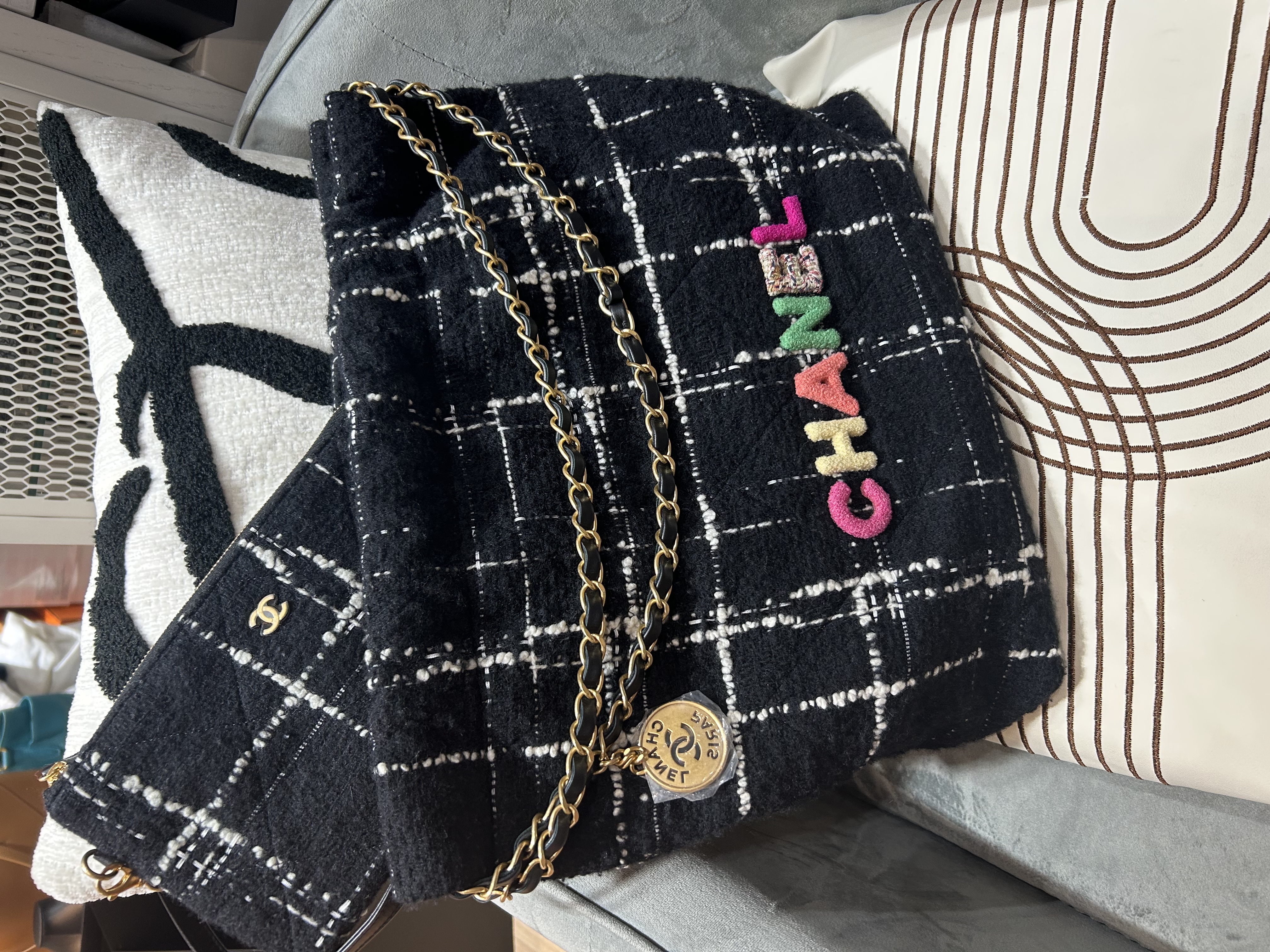 Chanel 22 bag tweed 限量特別版 ,100%Authentic ,全新 ✅晶片✅pouch袋✅塵袋 