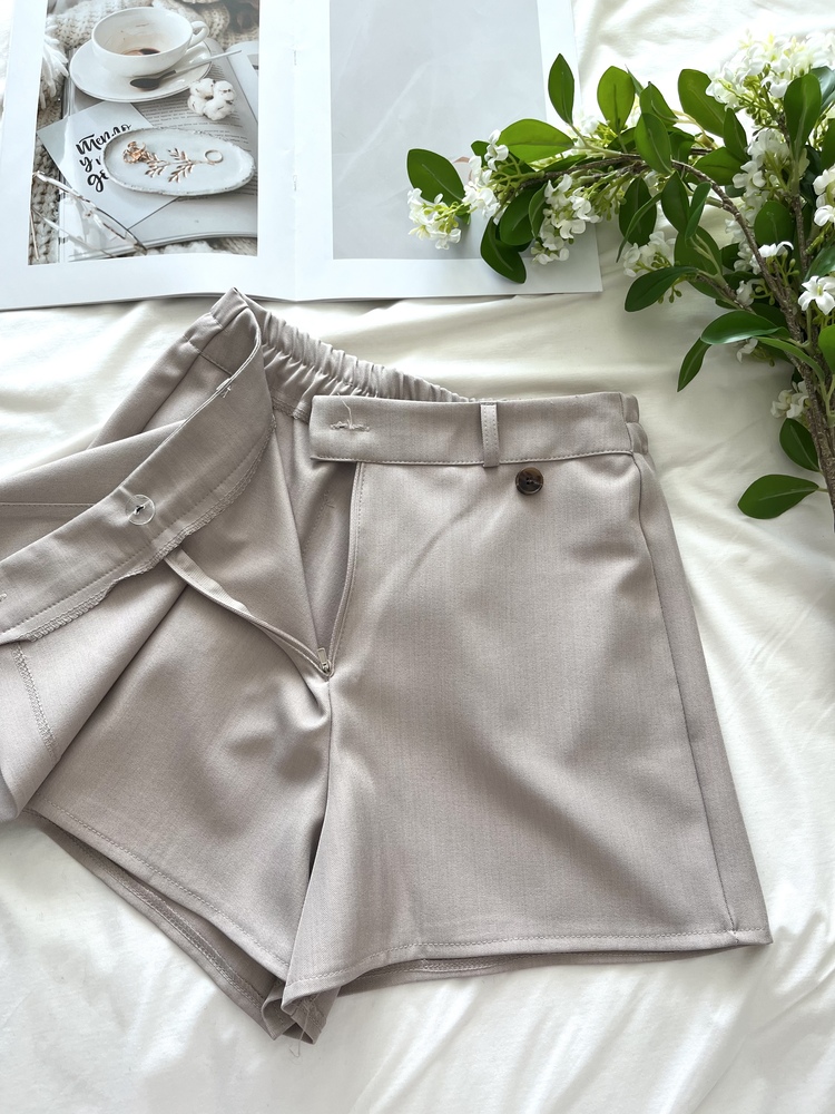 Front-Overlap Skorts (Mocha Beige)