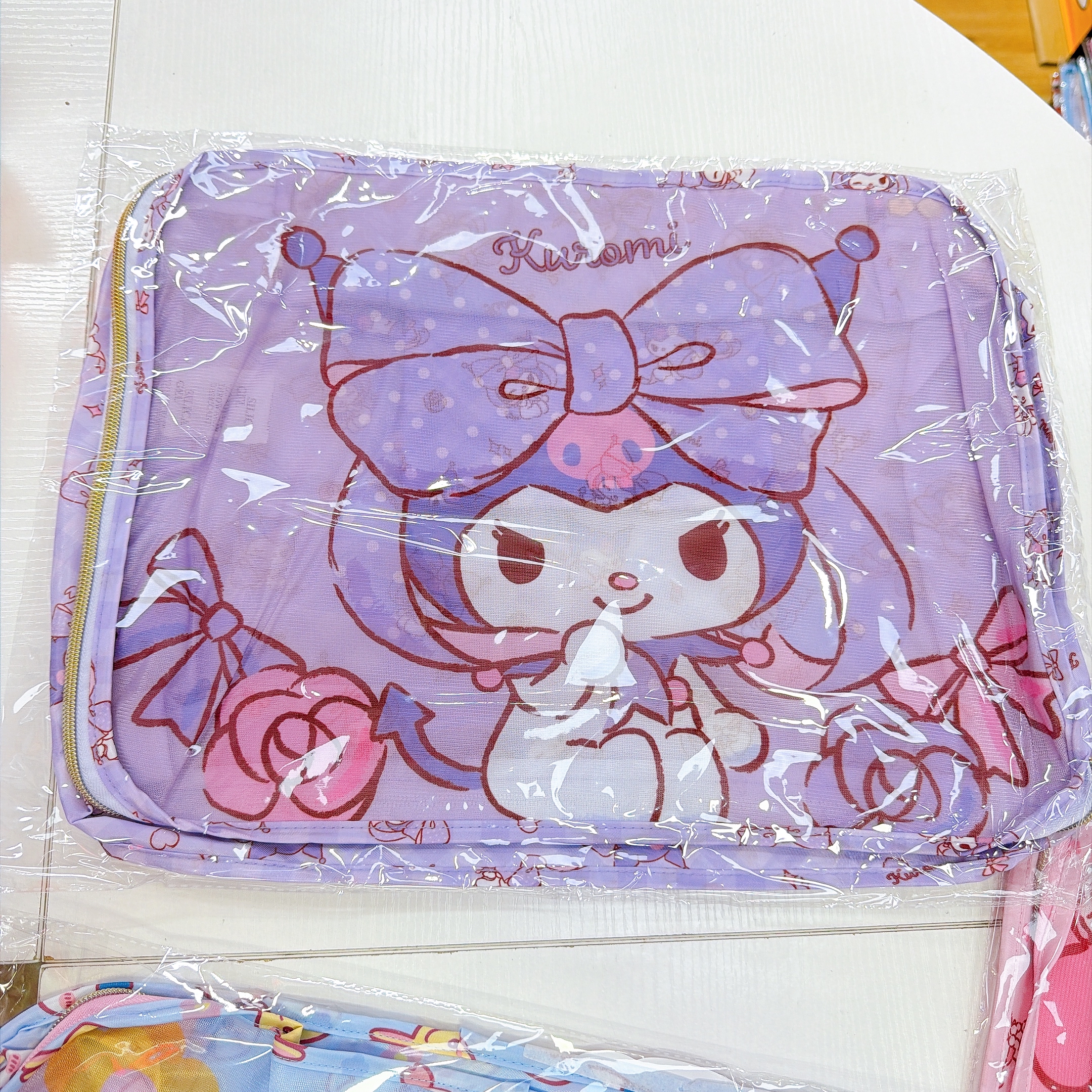 原裝行貨Sanrio Kurumi Melody chiikawa 衣服收納袋 42×30x13cm