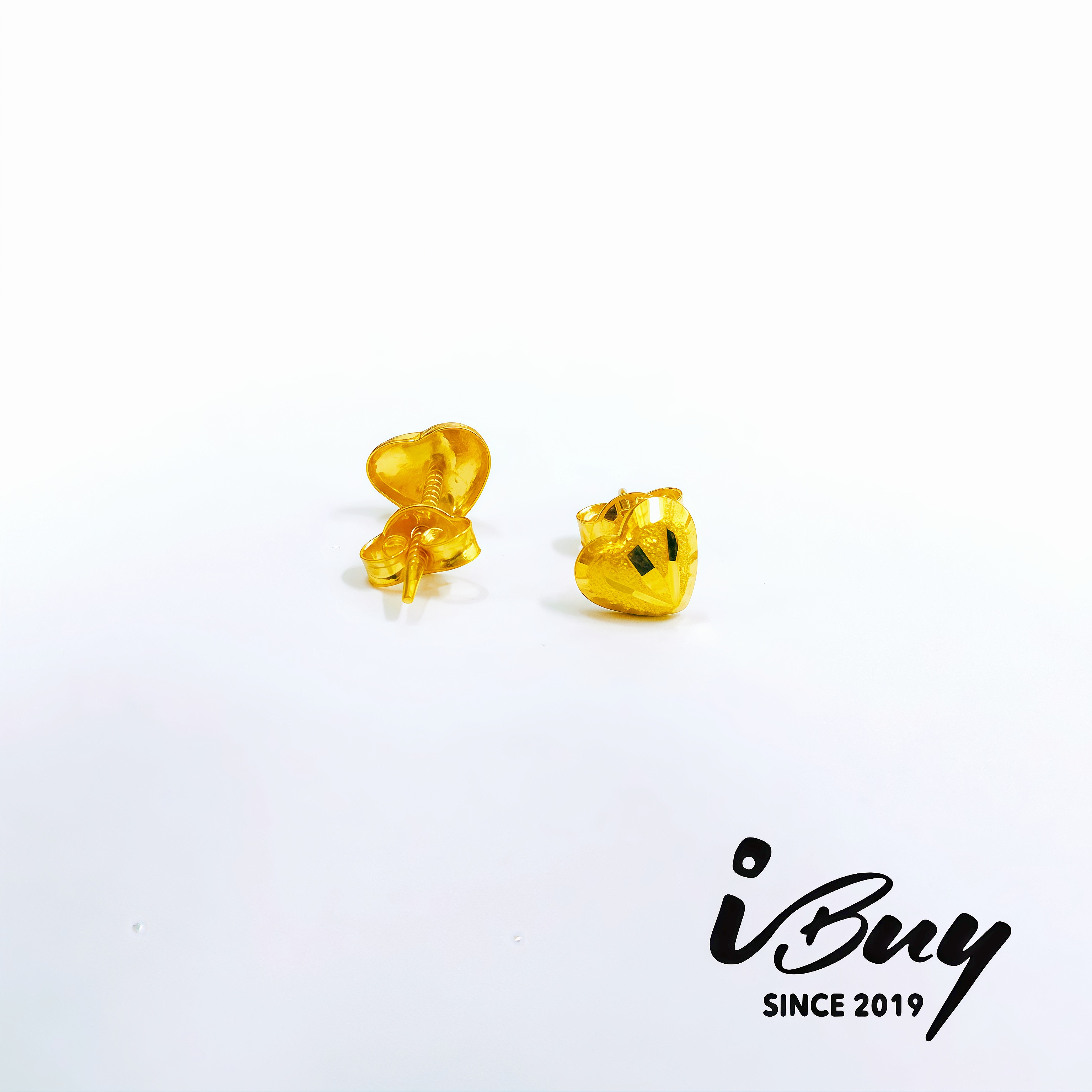 916 GOLD 3 LINE LOVE EAR STUD 916 金 三光行爱心耳钉