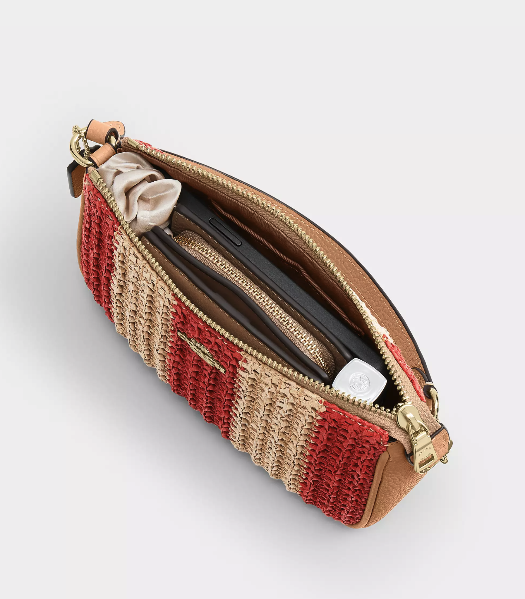 COACH Nolita 19 