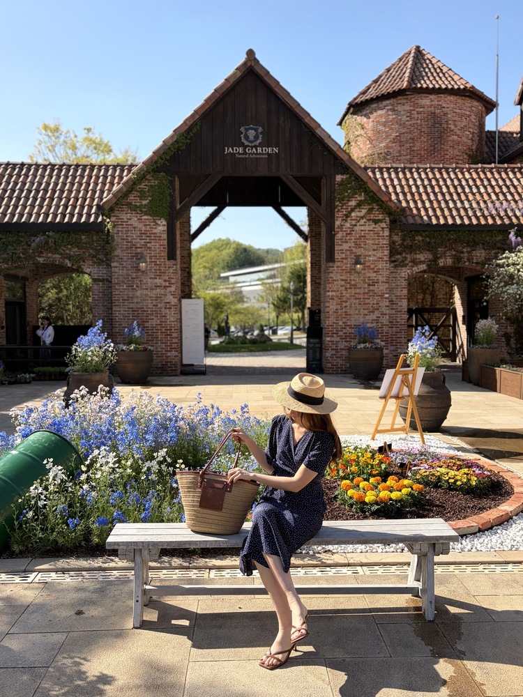 [限量!!] Isa Dotted Wrap Dress